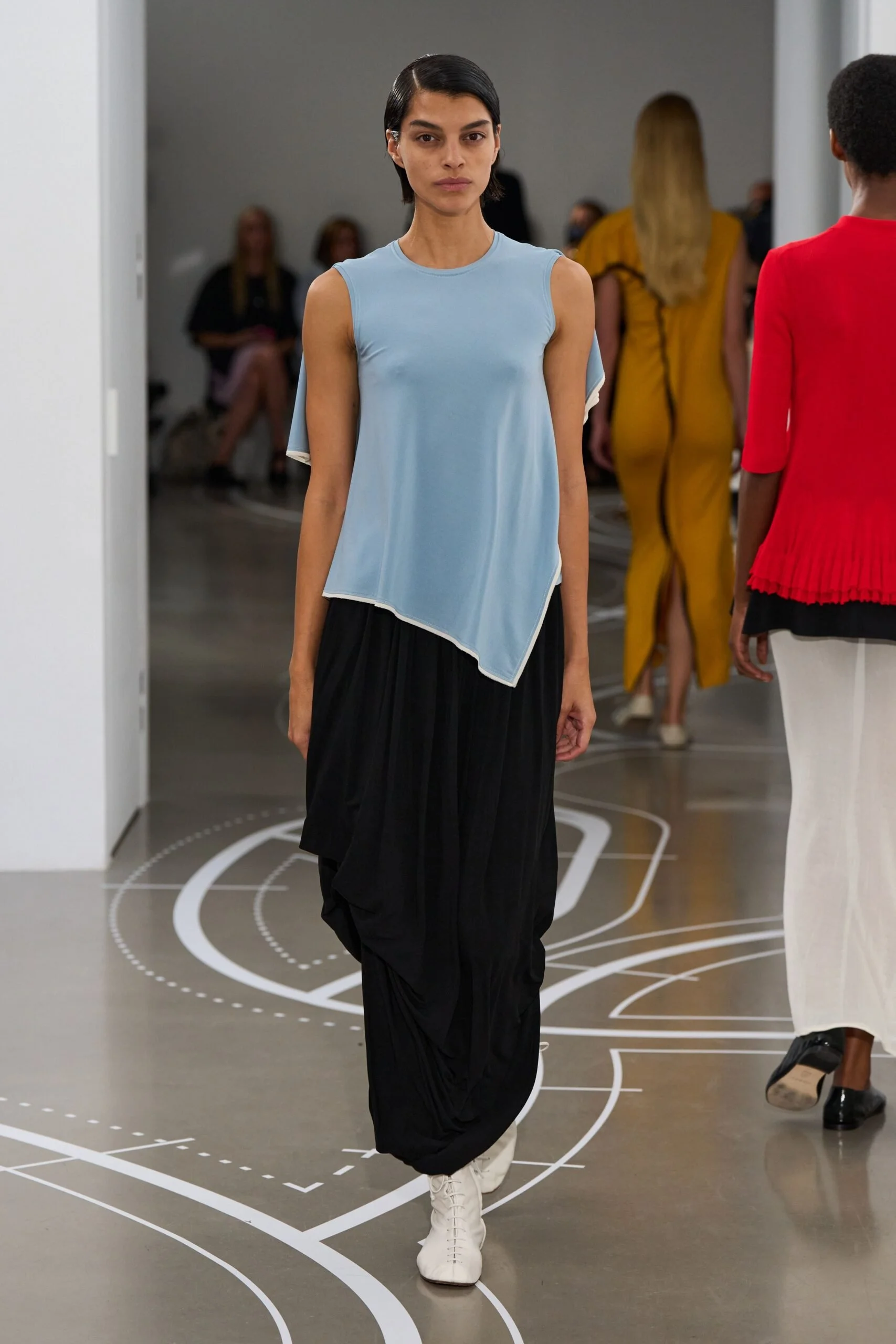 ashlyn-spring-2027-ready-to-wear-look-23-scaled.jpg