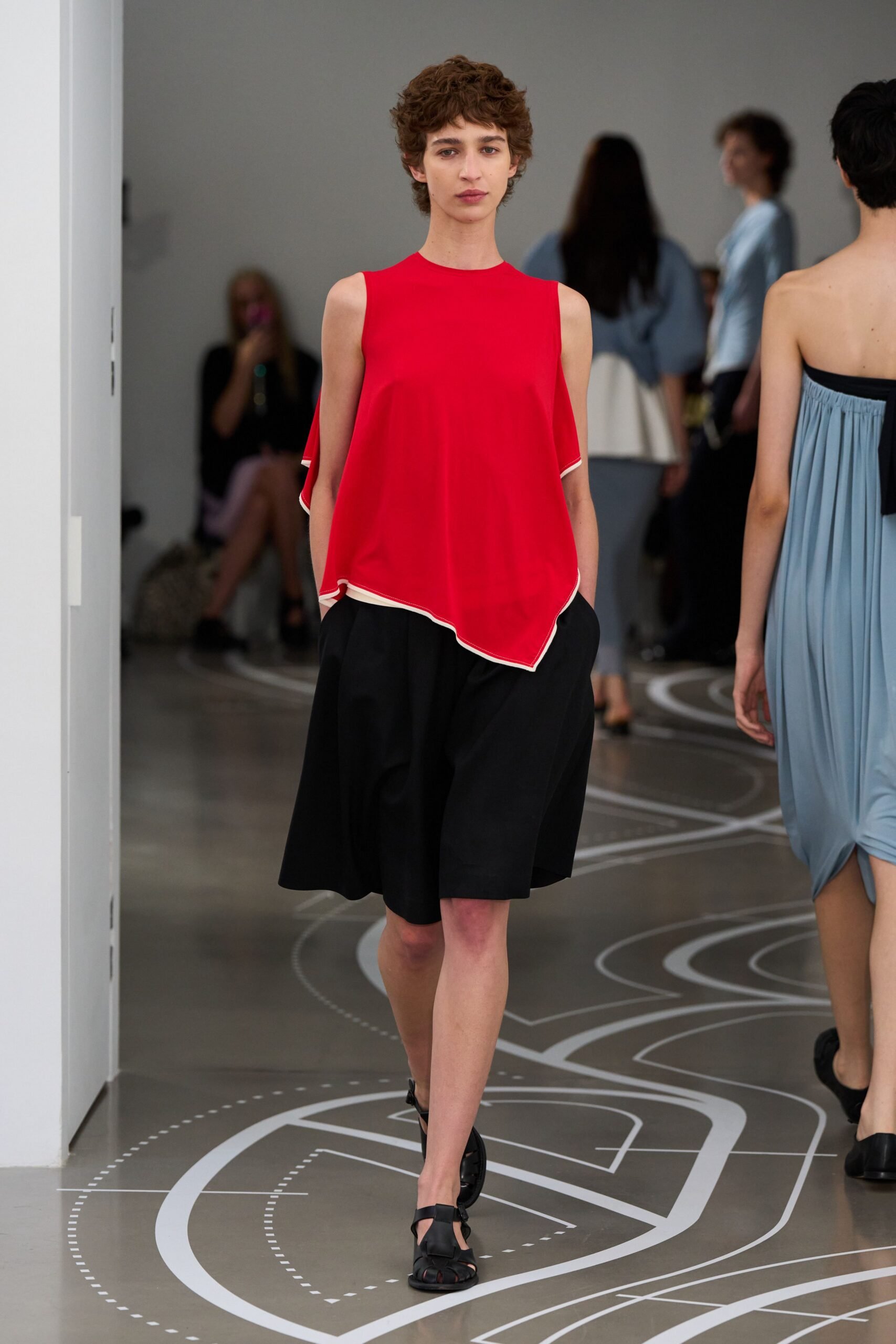 ashlyn-spring-2027-ready-to-wear-look-28-scaled.jpg
