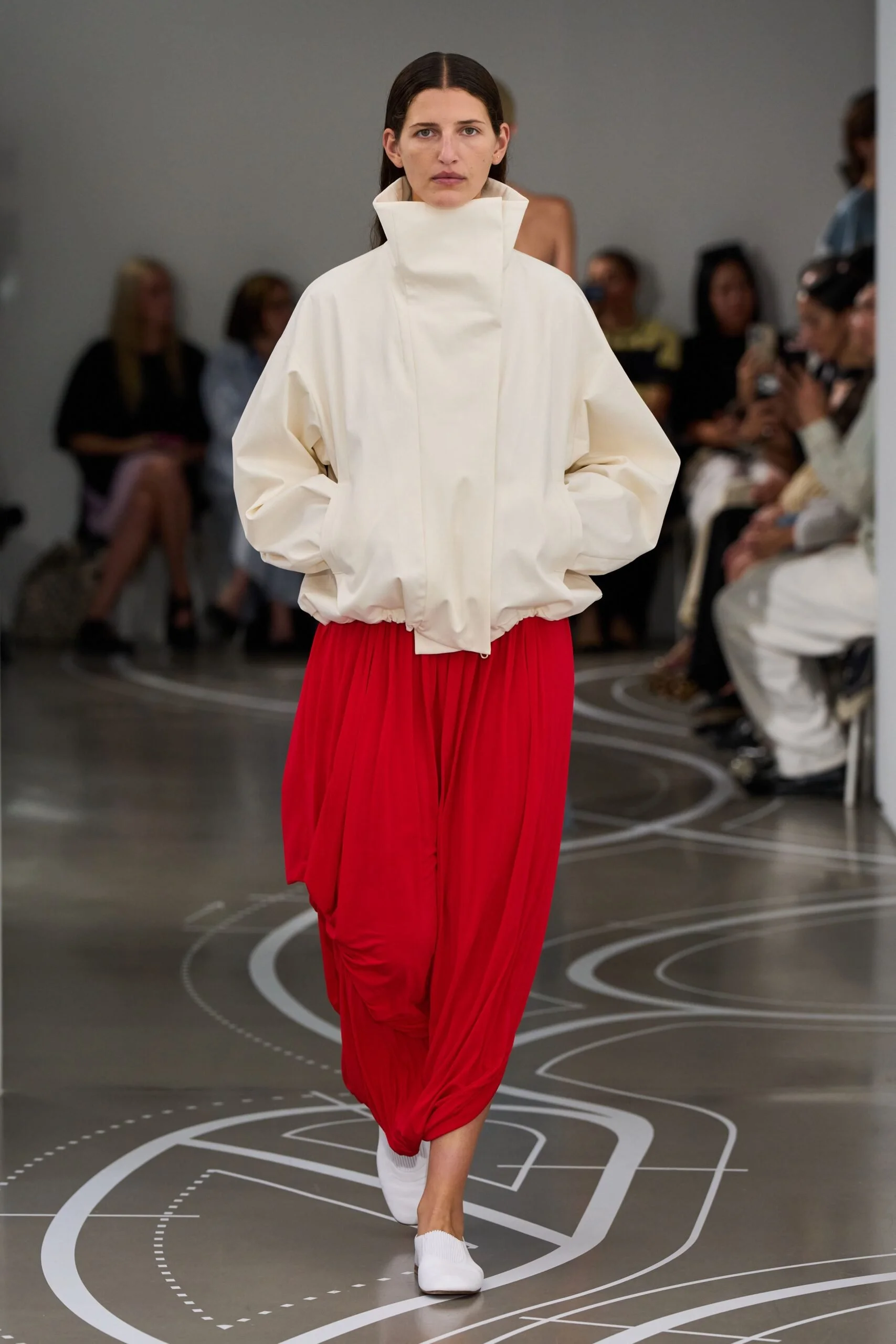 ashlyn-spring-2027-ready-to-wear-look-31-scaled.jpg