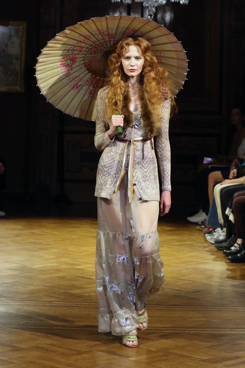 Anna_Sui_SS27_Look_14_3000x3000.webp