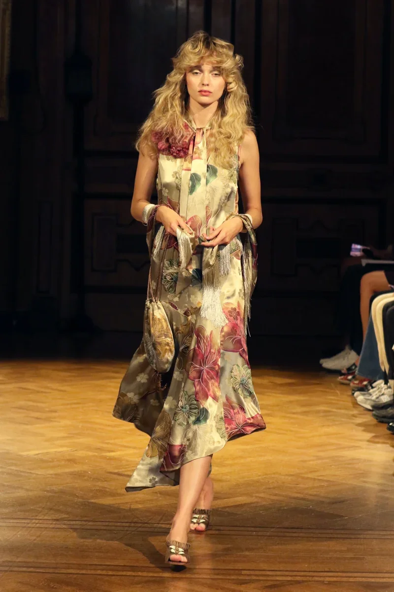 Anna_Sui_SS27_Look_16_3000x3000.webp