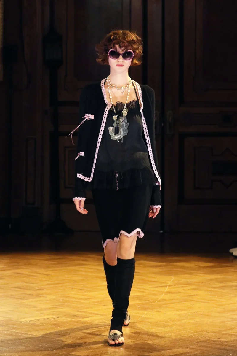 Anna_Sui_SS27_Look_25_3000x3000.webp