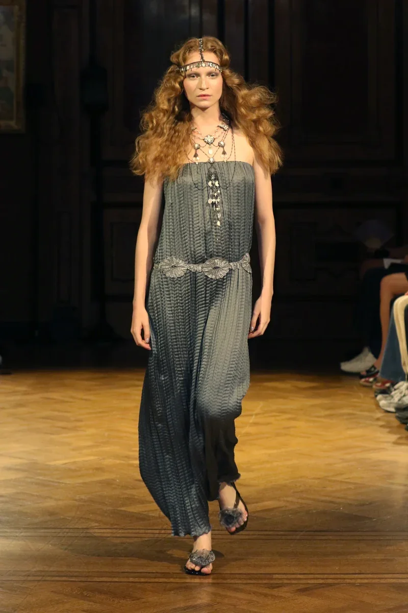 Anna_Sui_SS27_Look_34_3000x3000.webp