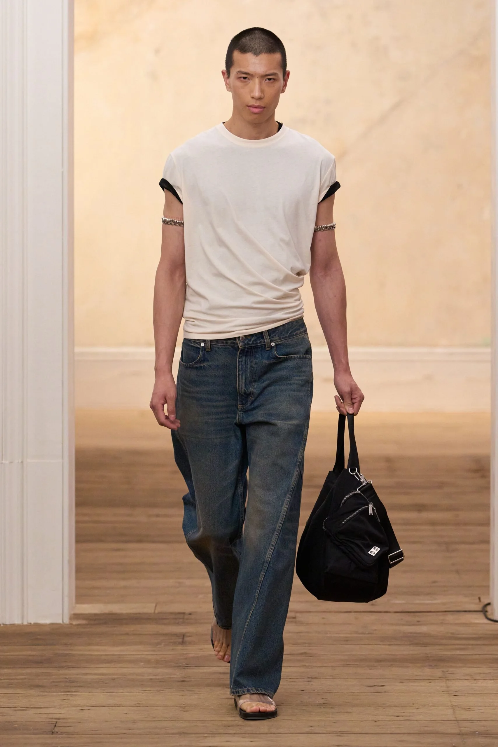 eckhaus-latta-spring-2027-ready-to-wear-look-07-scaled.jpg