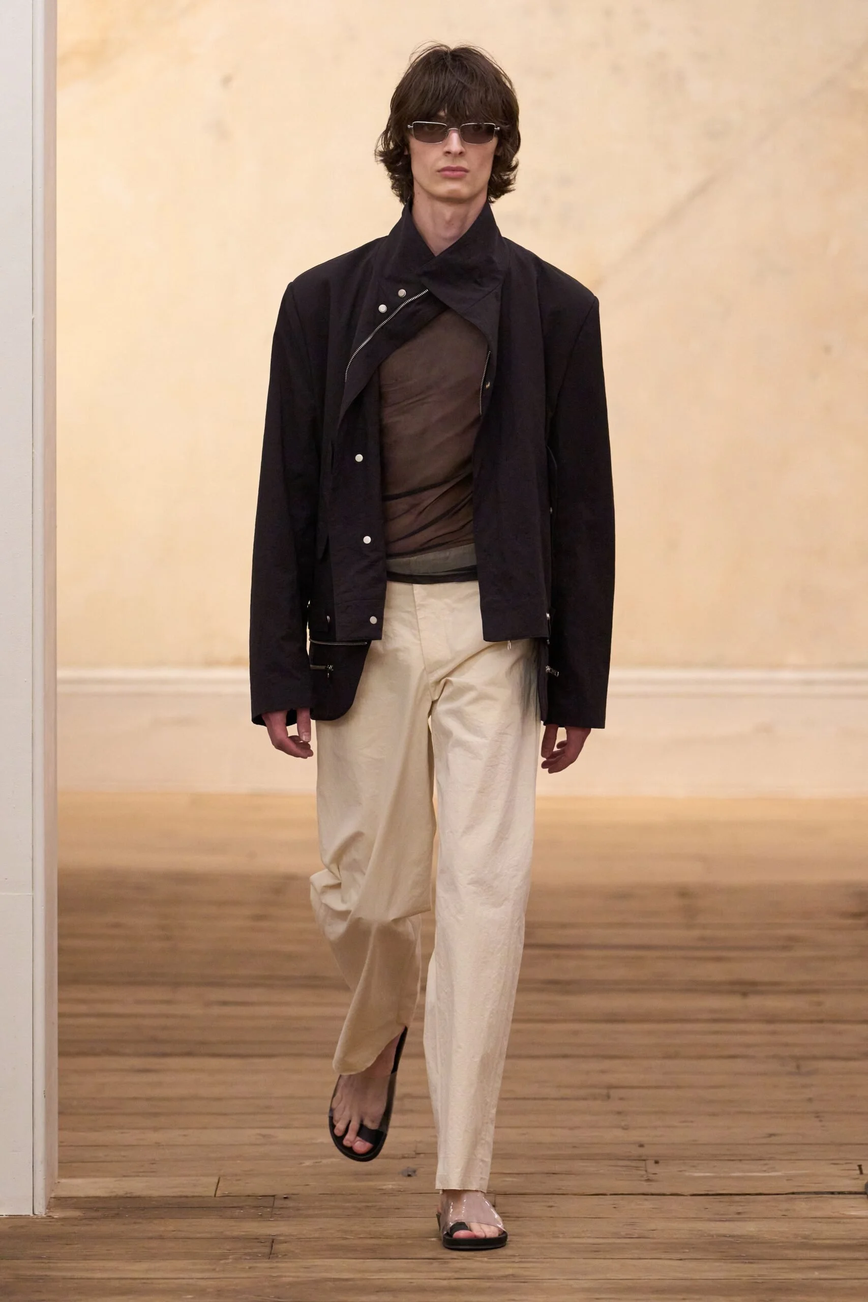 eckhaus-latta-spring-2027-ready-to-wear-look-10-scaled.jpg