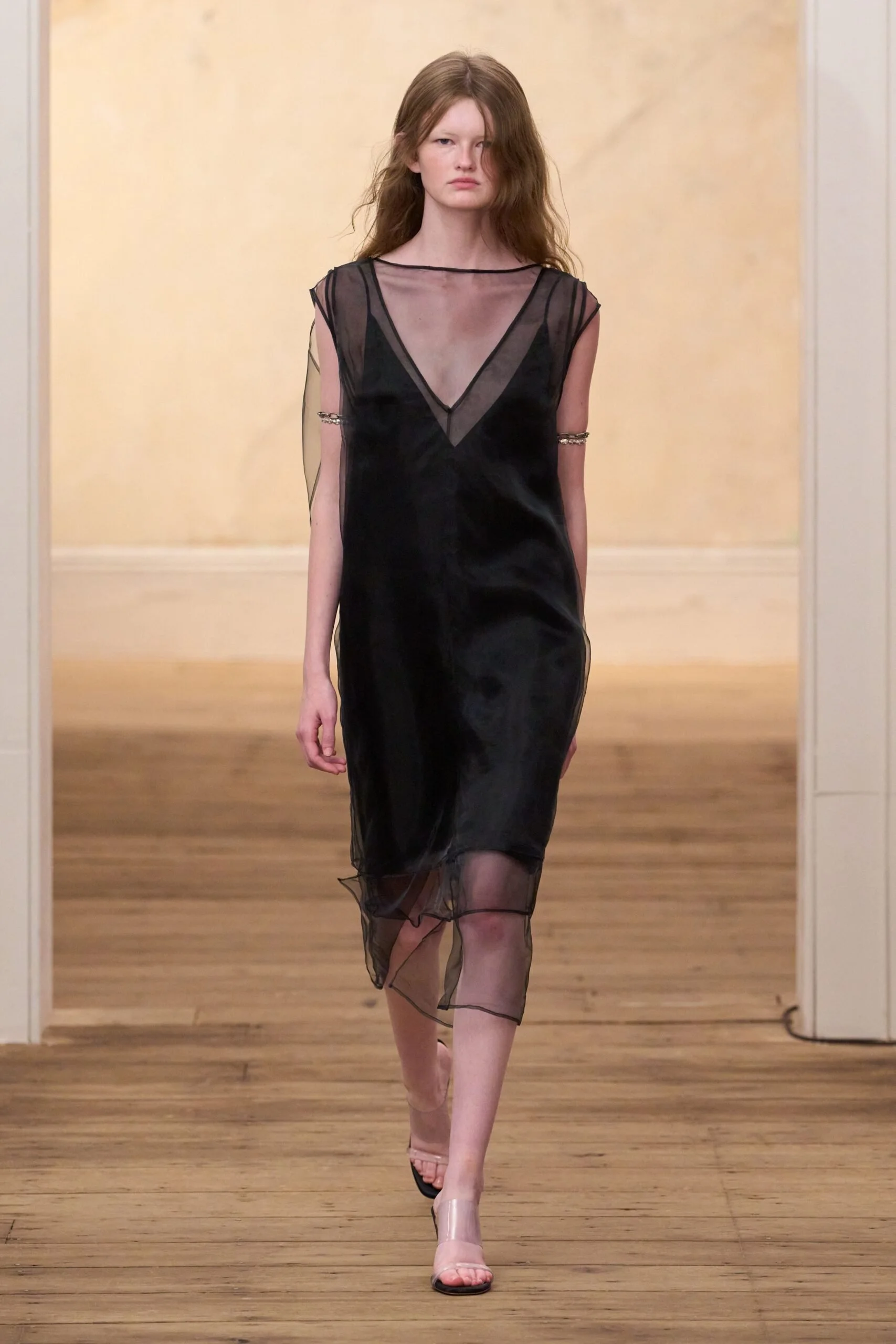 eckhaus-latta-spring-2027-ready-to-wear-look-15-scaled.jpg
