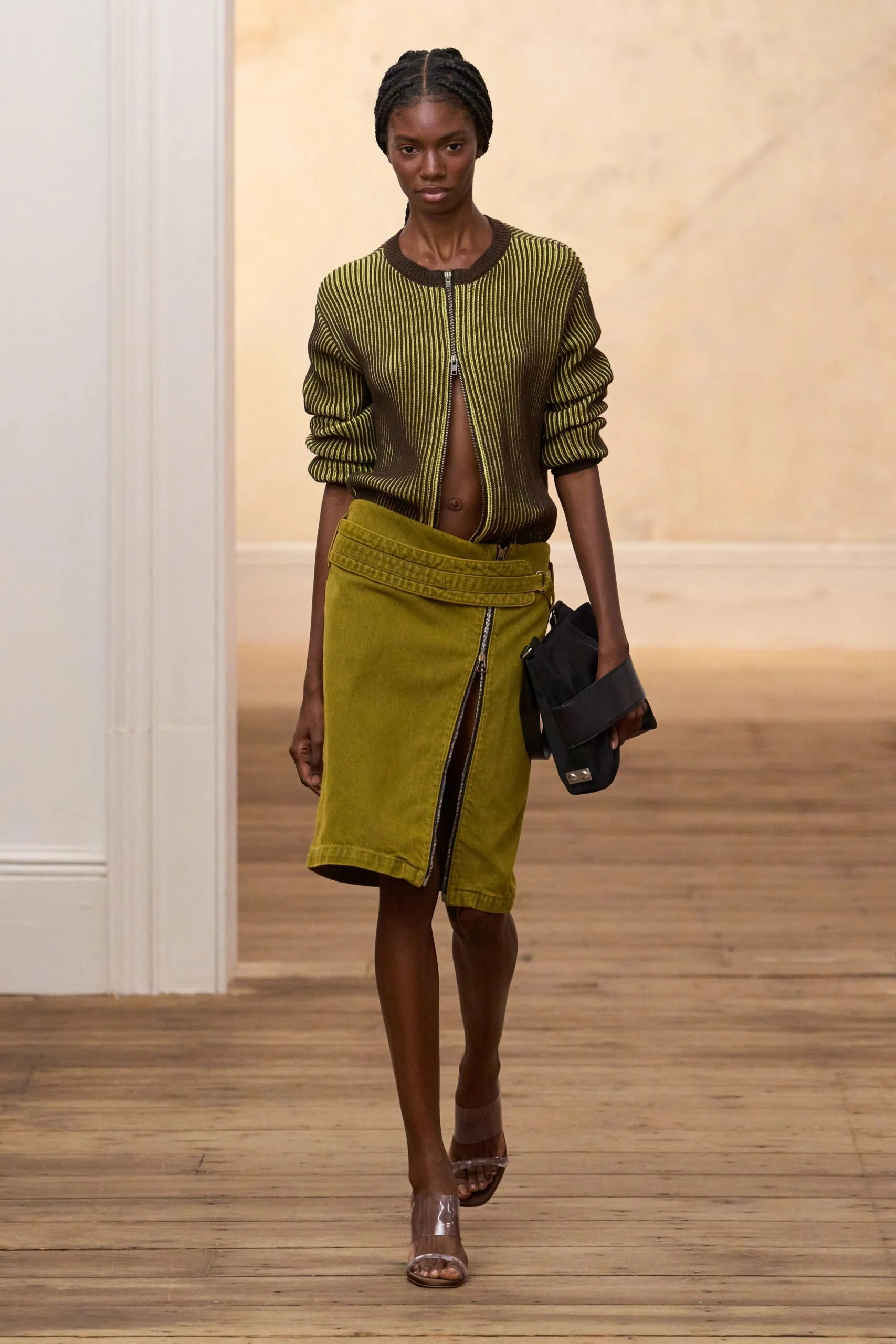 eckhaus-latta-spring-2027-ready-to-wear-look-21-scaled.jpg
