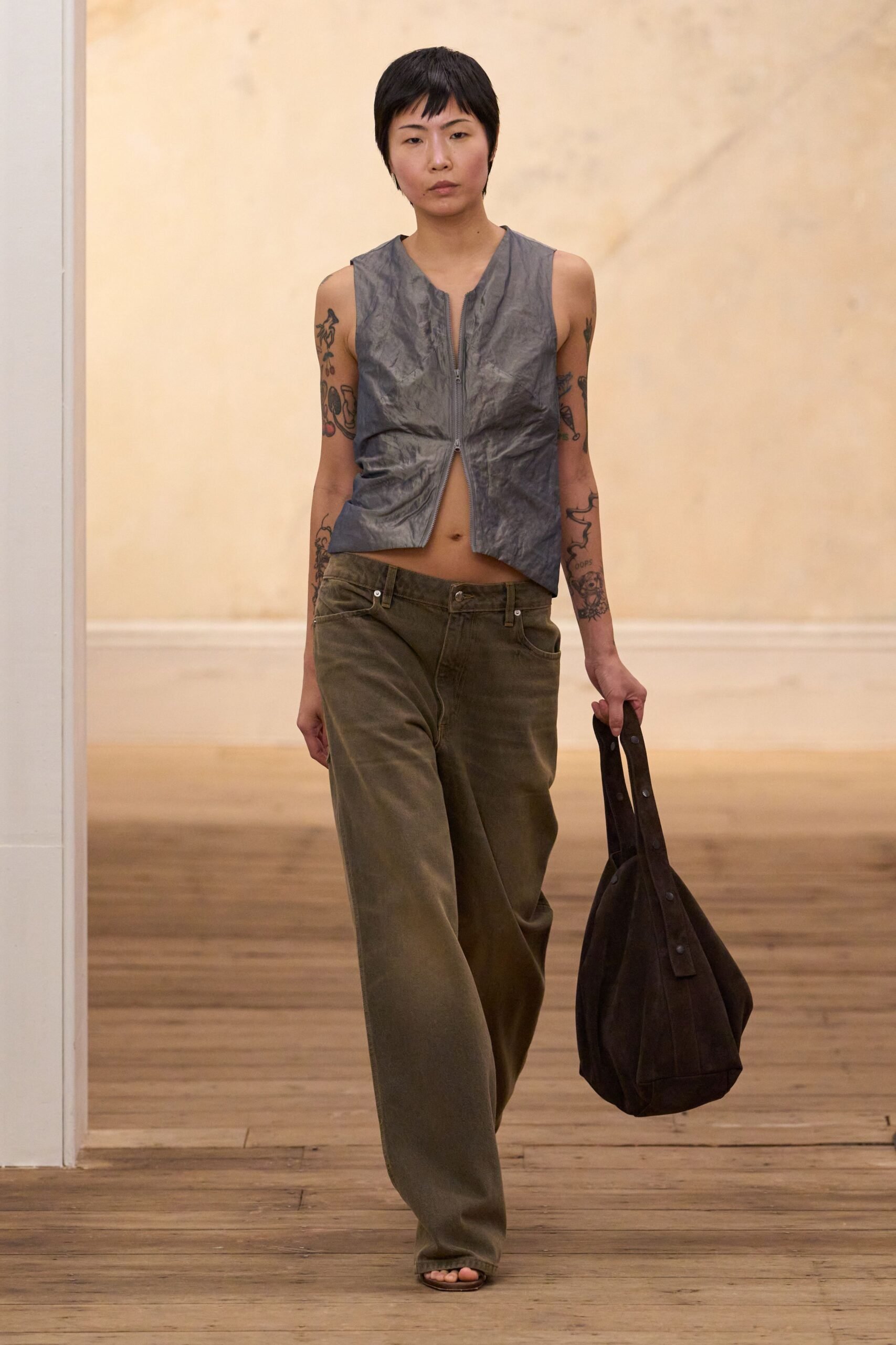 eckhaus-latta-spring-2027-ready-to-wear-look-23-scaled.jpg