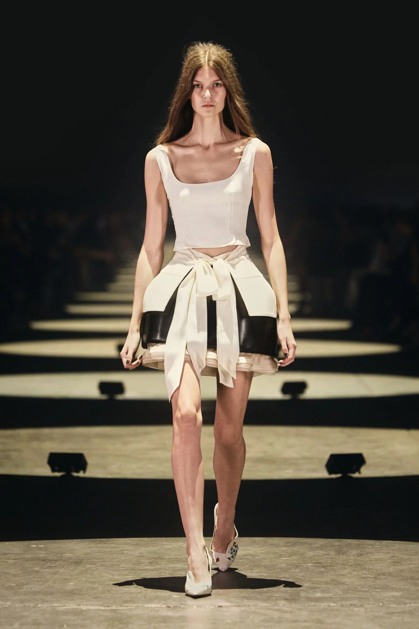 khaite-spring-2027-ready-to-wear-look-04-scaled.jpg