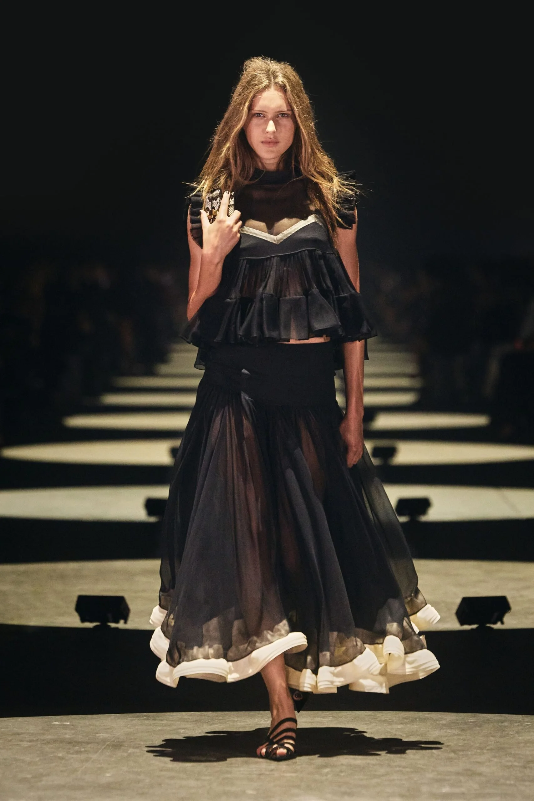 khaite-spring-2027-ready-to-wear-look-11-scaled.jpg