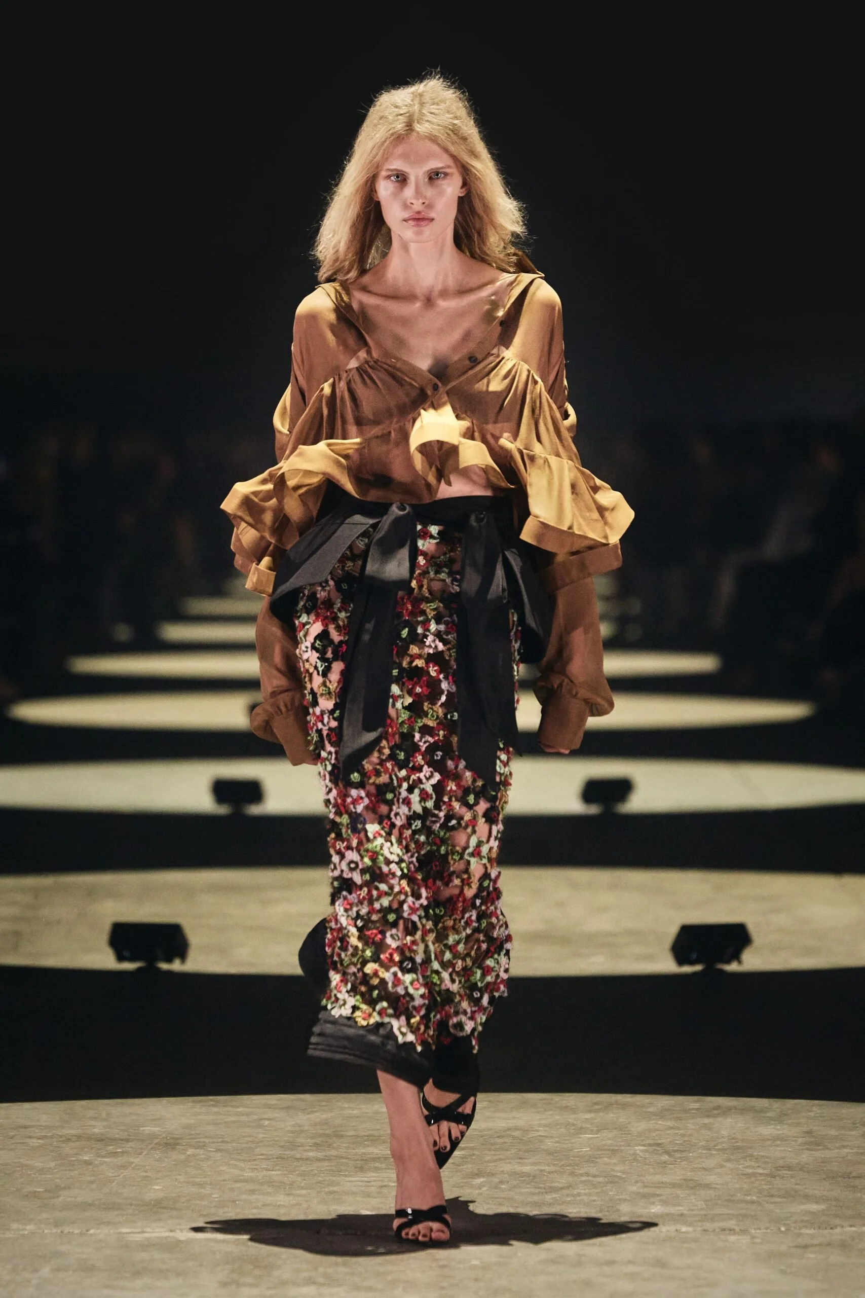 khaite-spring-2027-ready-to-wear-look-27-scaled.jpg