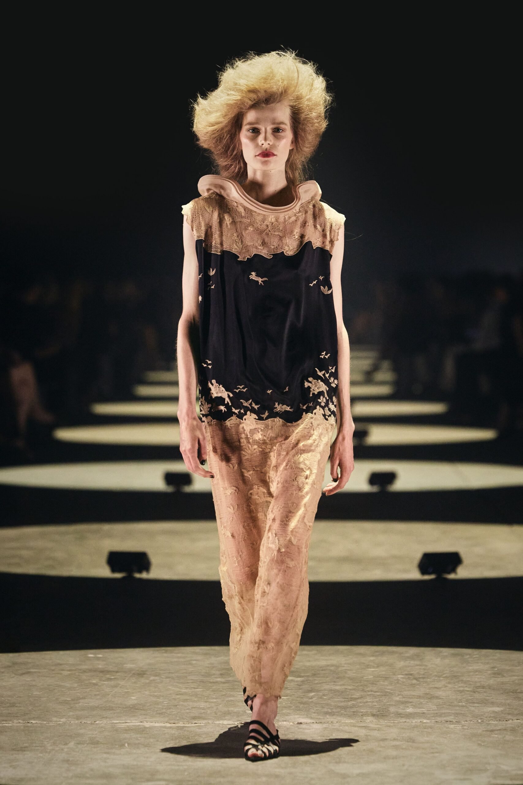 khaite-spring-2027-ready-to-wear-look-44-scaled.jpg
