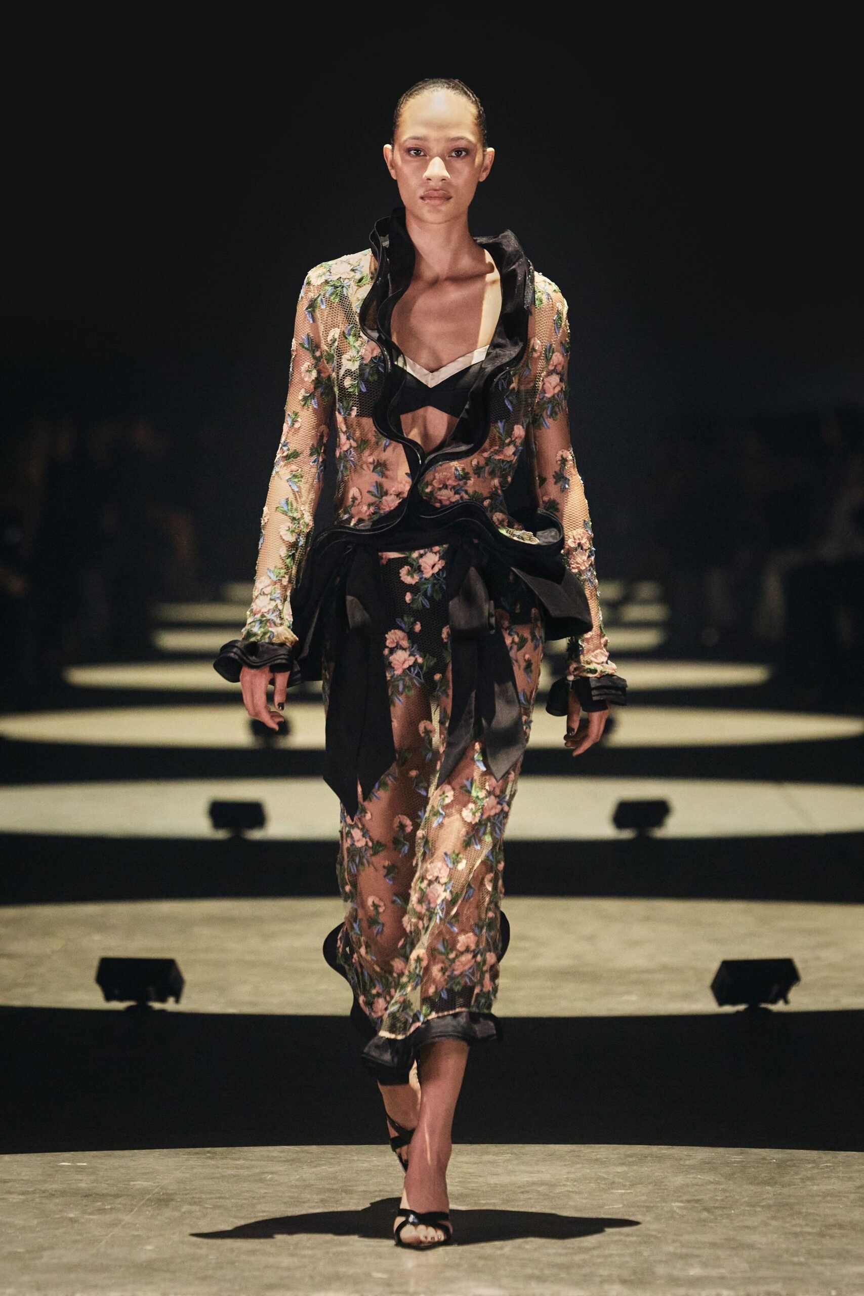 khaite-spring-2027-ready-to-wear-look-45-scaled.jpg