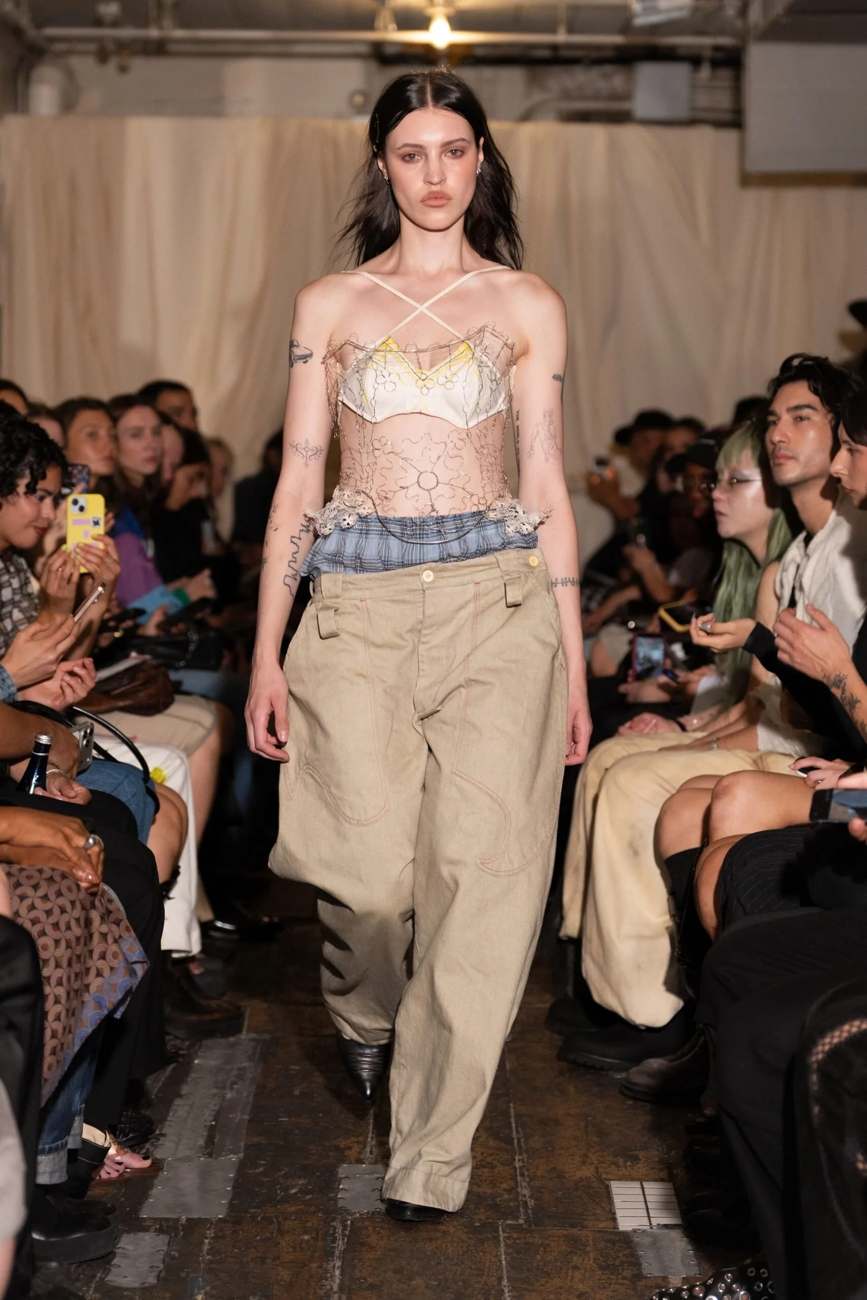 zoe-gustavia-anna-whalen-spring-2027-ready-to-wear-look-10-scaled.jpg