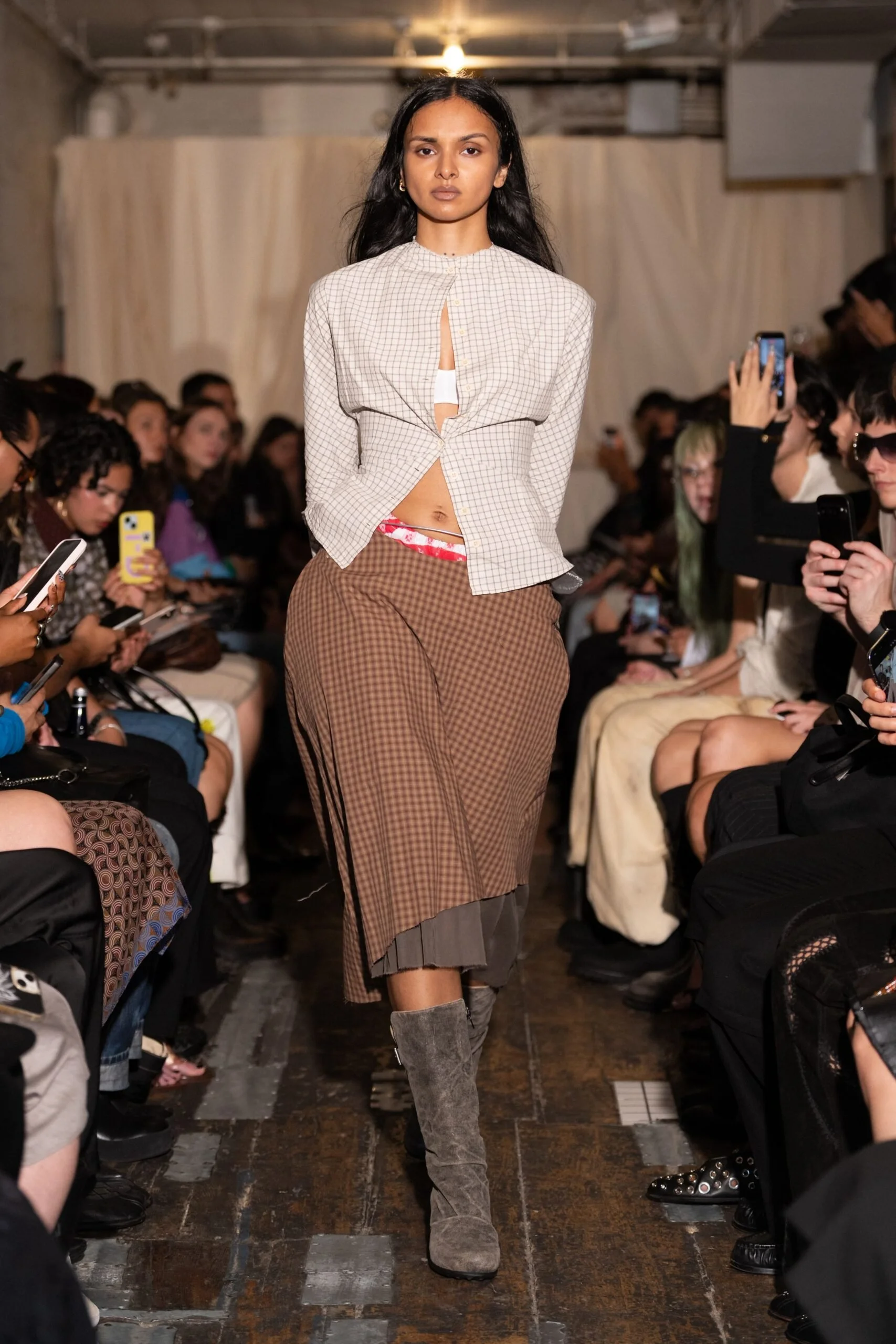 zoe-gustavia-anna-whalen-spring-2027-ready-to-wear-look-11-scaled.jpg
