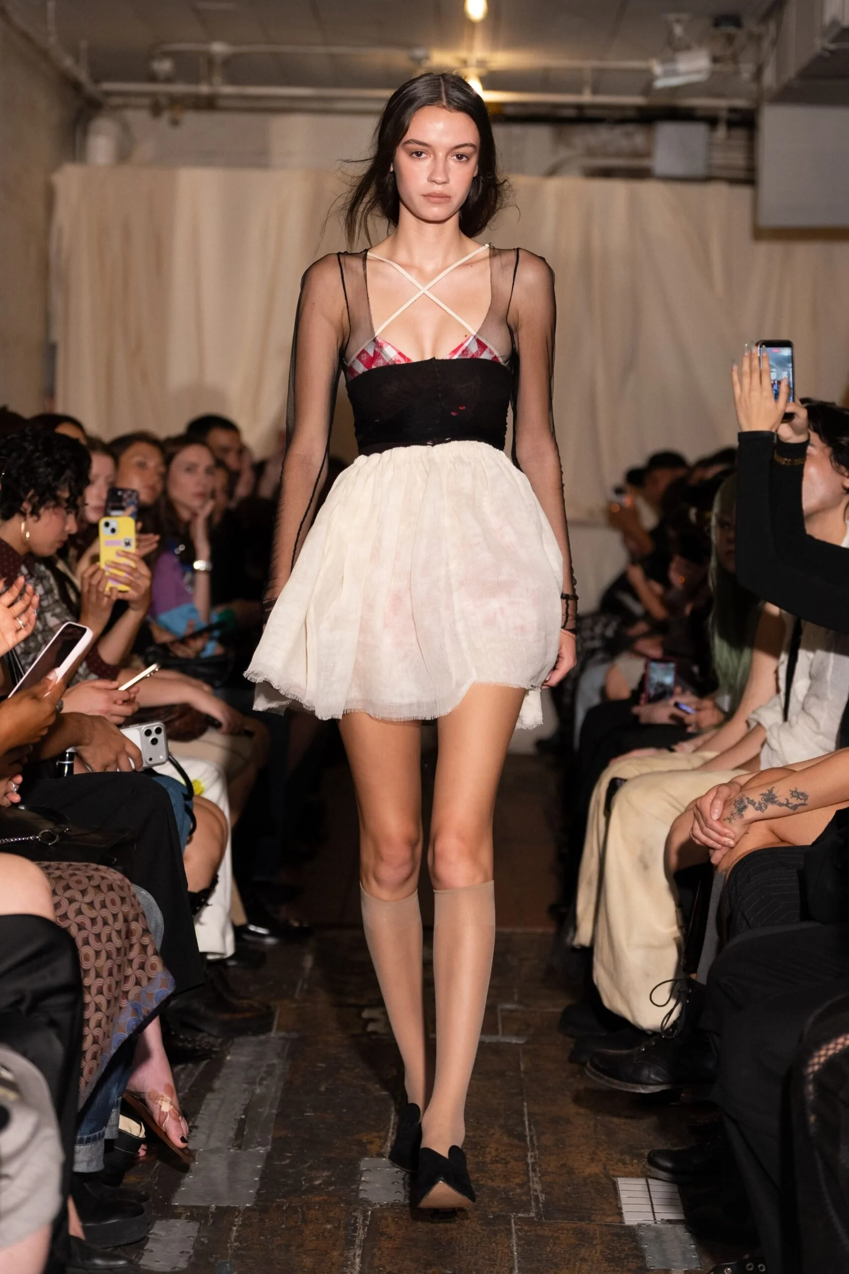 zoe-gustavia-anna-whalen-spring-2027-ready-to-wear-look-13-scaled.jpg