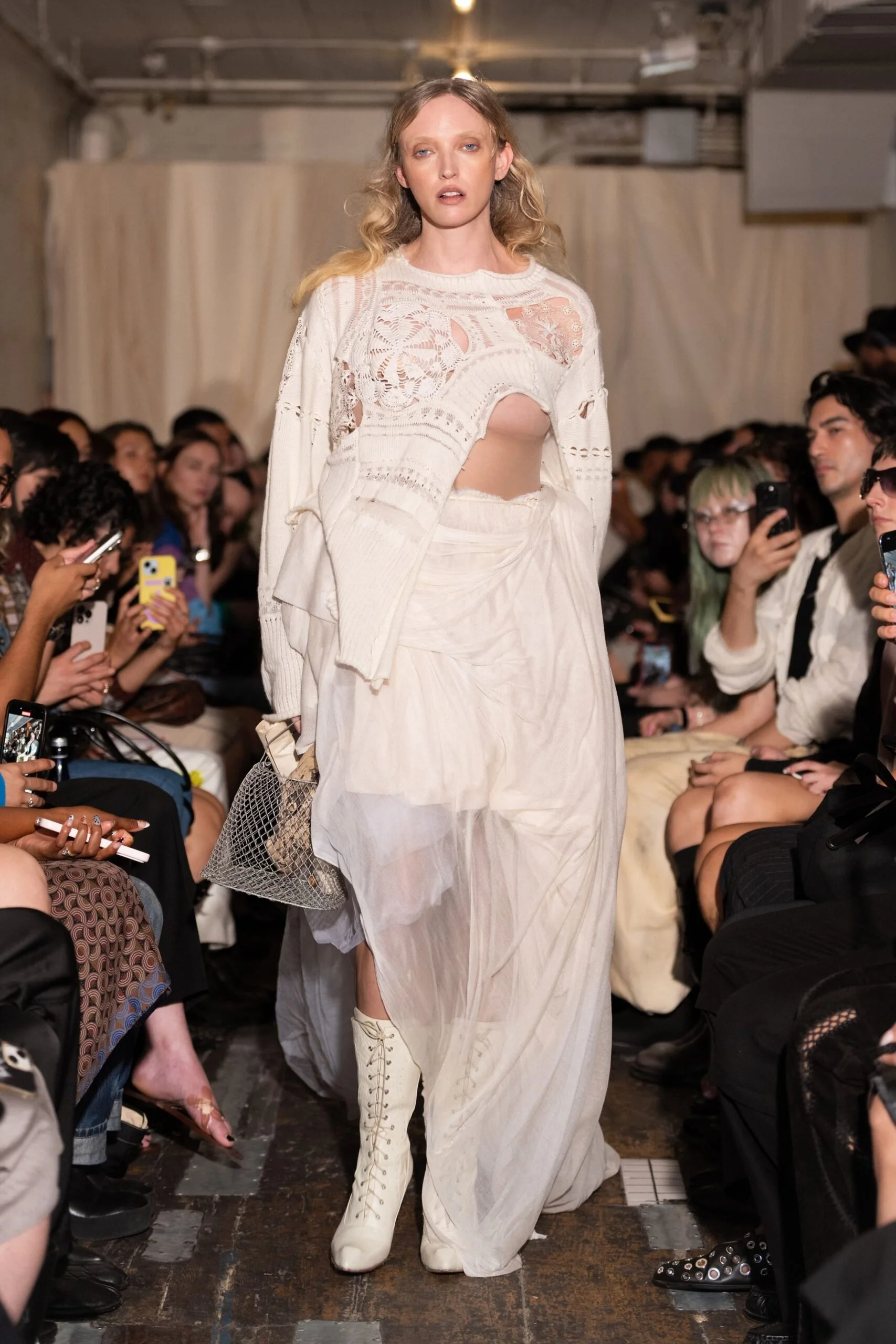 zoe-gustavia-anna-whalen-spring-2027-ready-to-wear-look-15-scaled.jpg