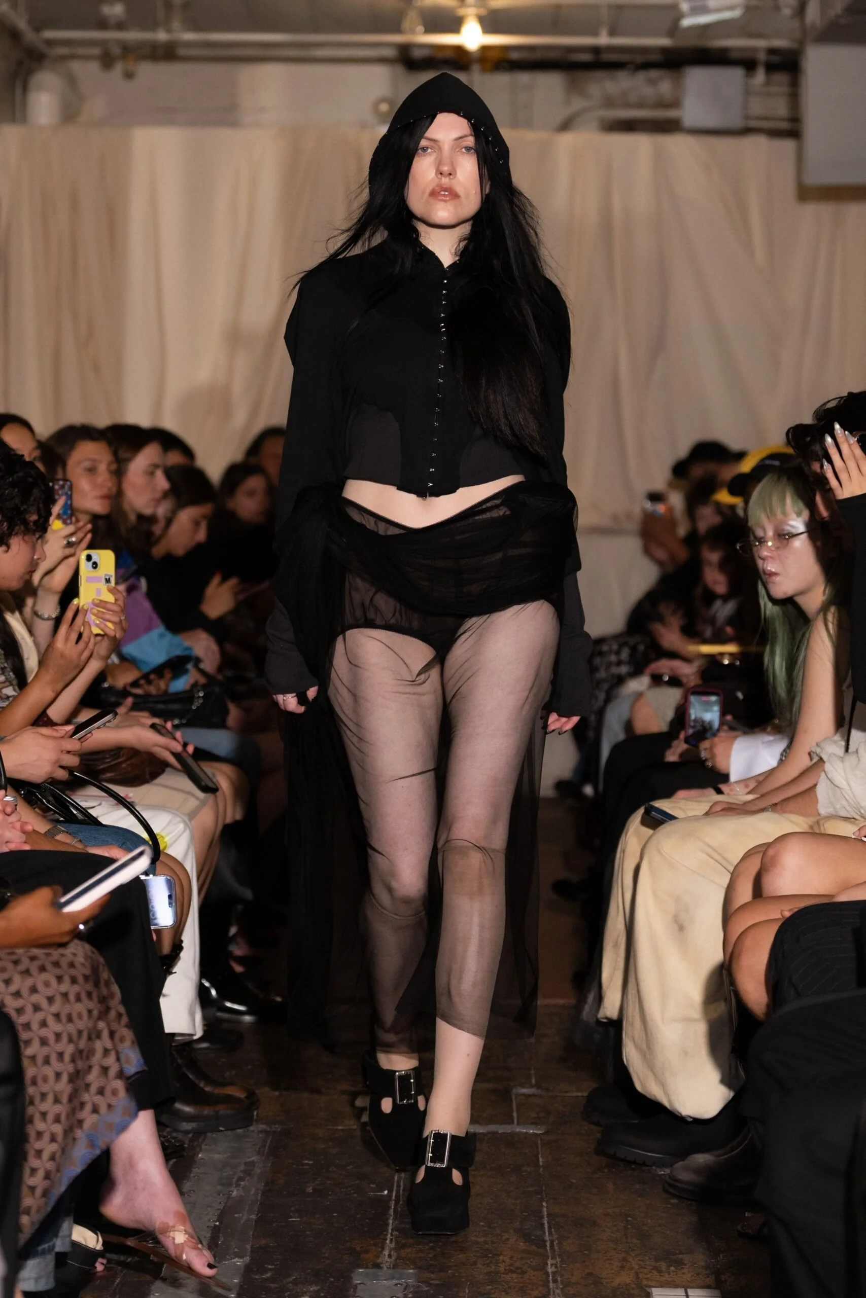 zoe-gustavia-anna-whalen-spring-2027-ready-to-wear-look-23-scaled.jpg