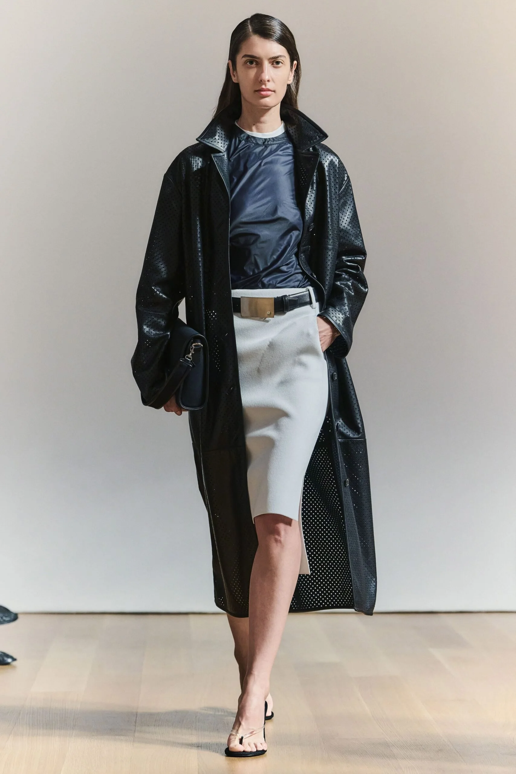 brandon-maxwell-spring-2027-ready-to-wear-look-03-scaled.jpg