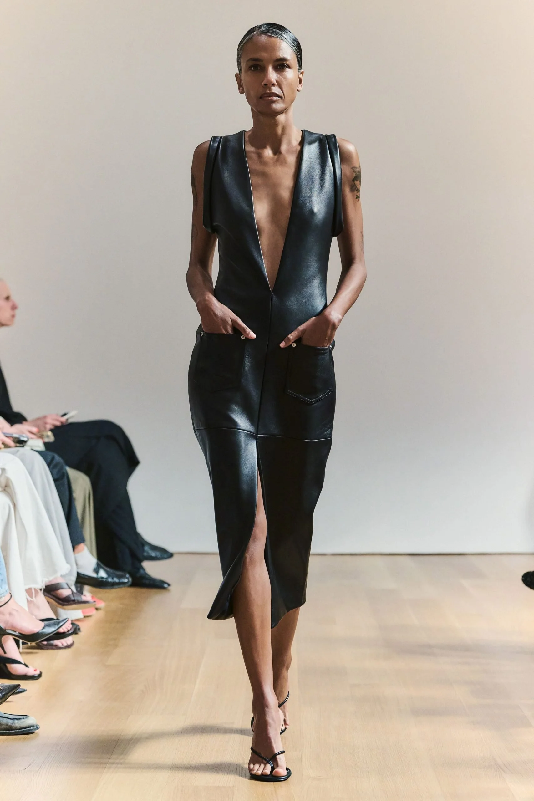 brandon-maxwell-spring-2027-ready-to-wear-look-09-scaled.jpg