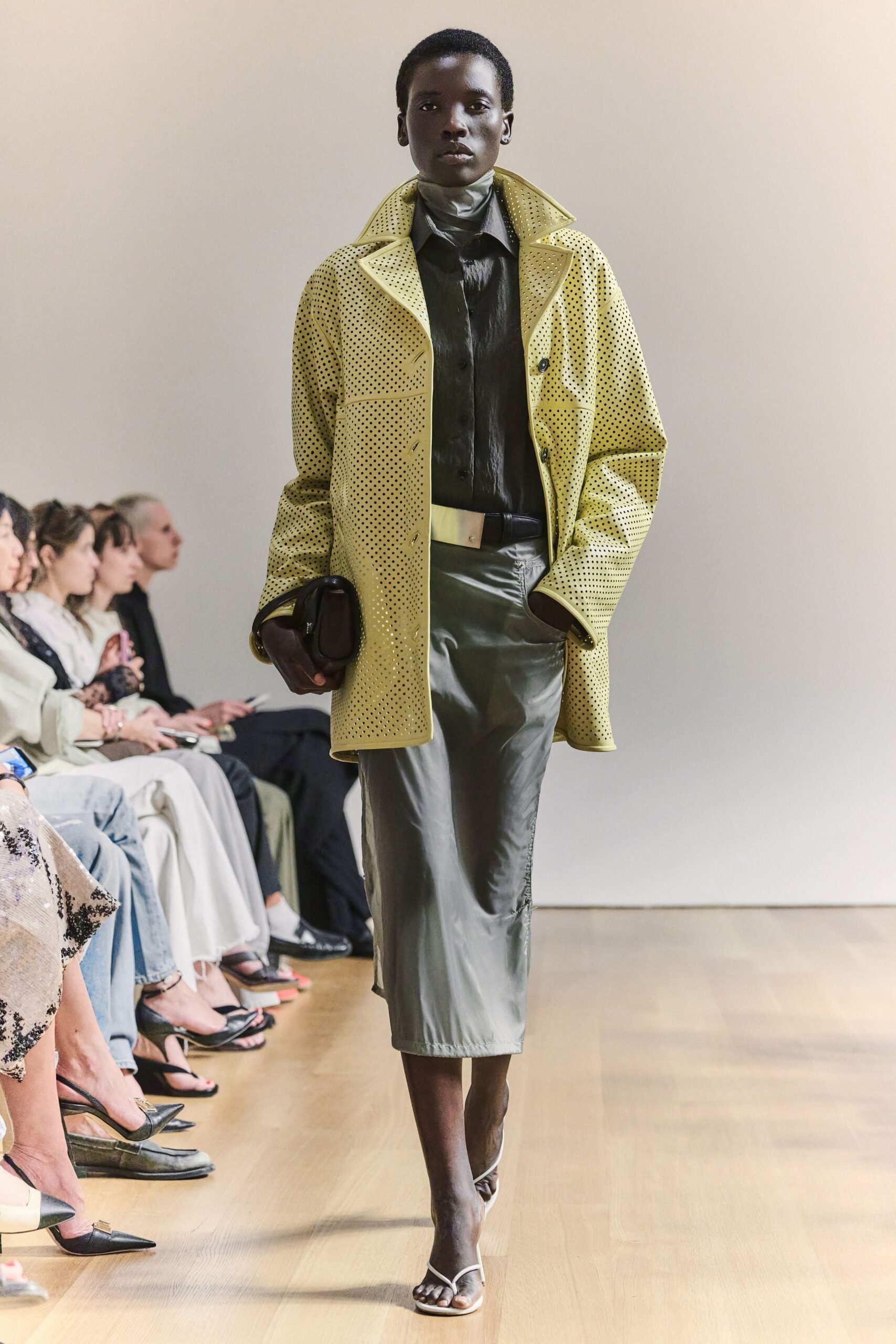 brandon-maxwell-spring-2027-ready-to-wear-look-12-scaled.jpg