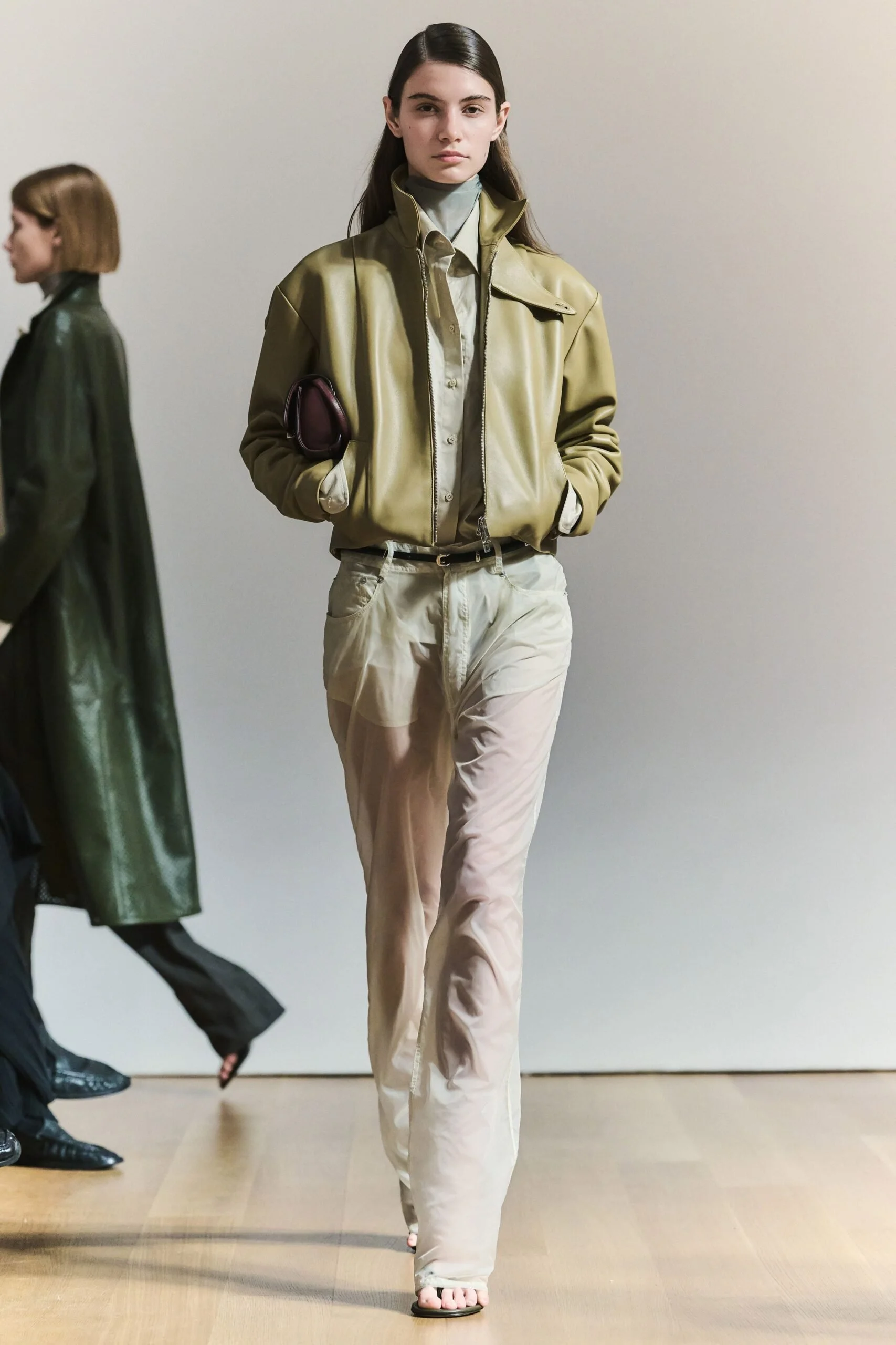 brandon-maxwell-spring-2027-ready-to-wear-look-19-scaled.jpg