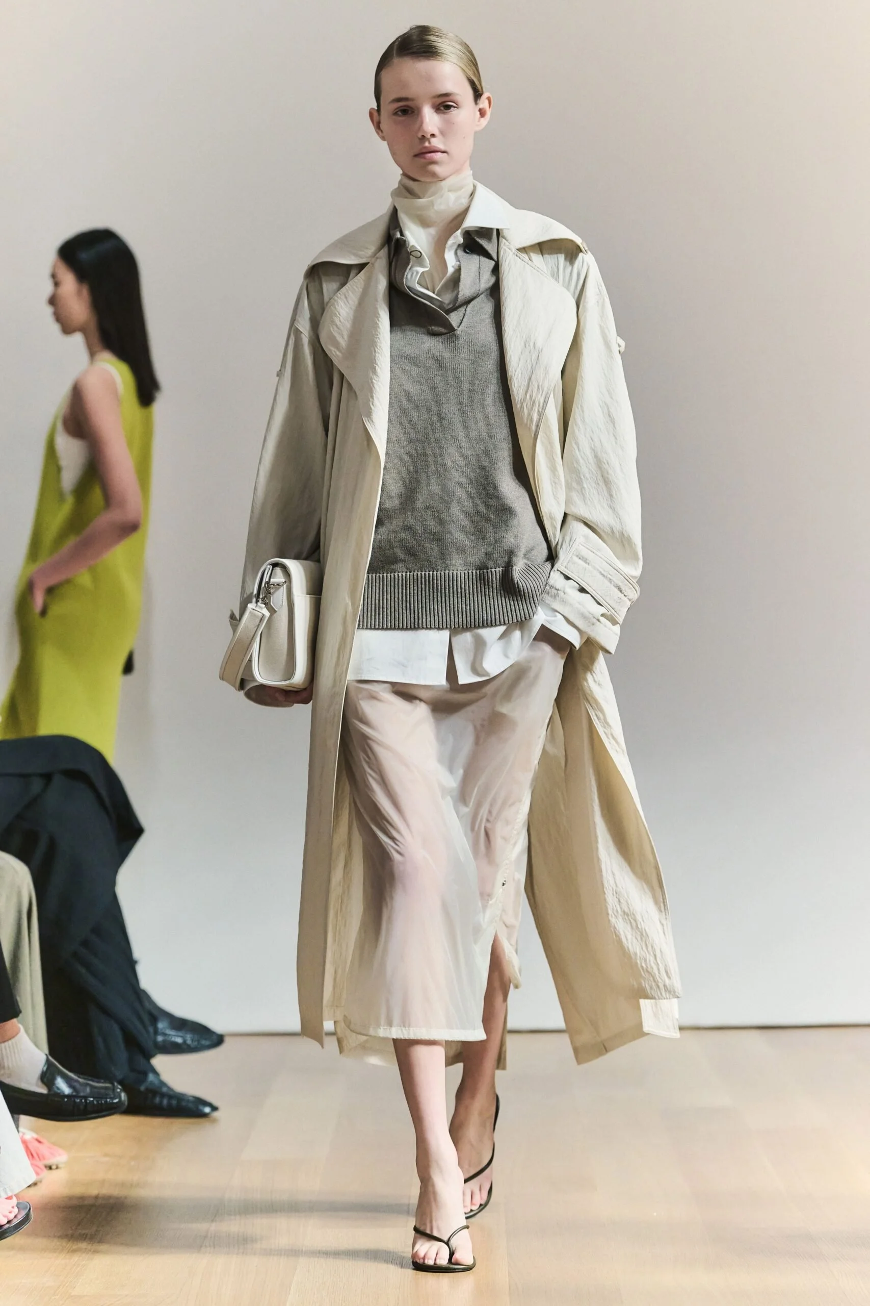 brandon-maxwell-spring-2027-ready-to-wear-look-20-scaled.jpg