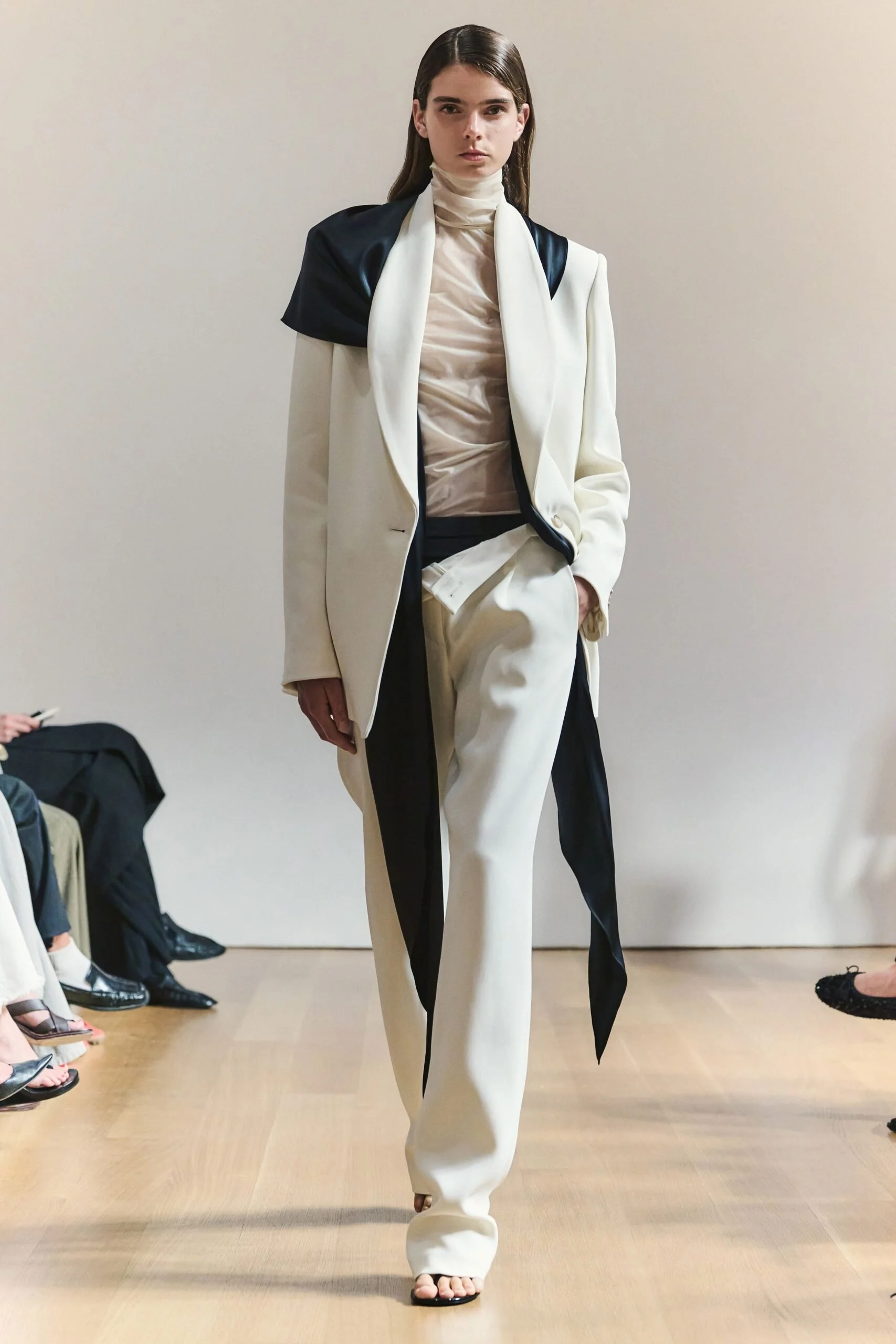brandon-maxwell-spring-2027-ready-to-wear-look-27-scaled.jpg