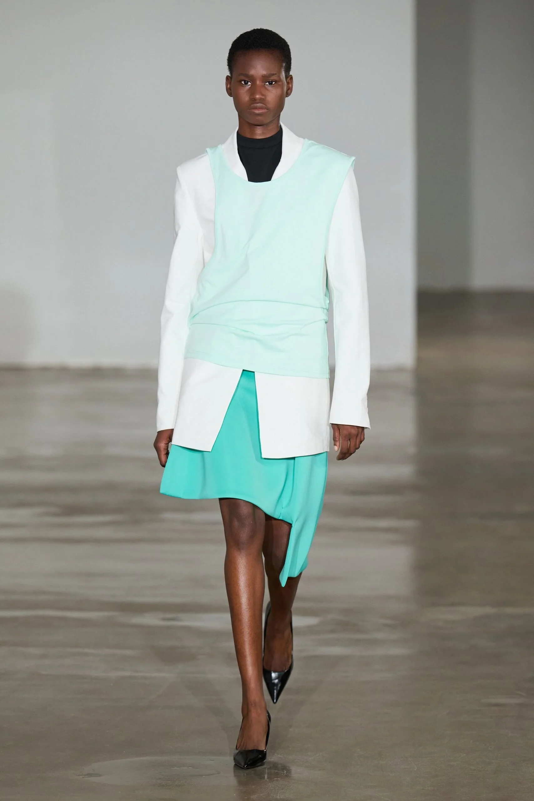 lii-spring-2027-ready-to-wear-look-30-scaled.jpg