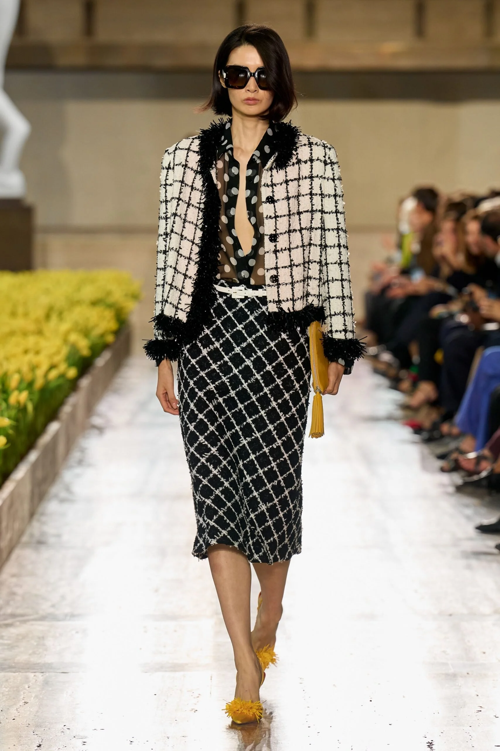 carolina-herrera-spring-2027-ready-to-wear-look-07-scaled.jpg