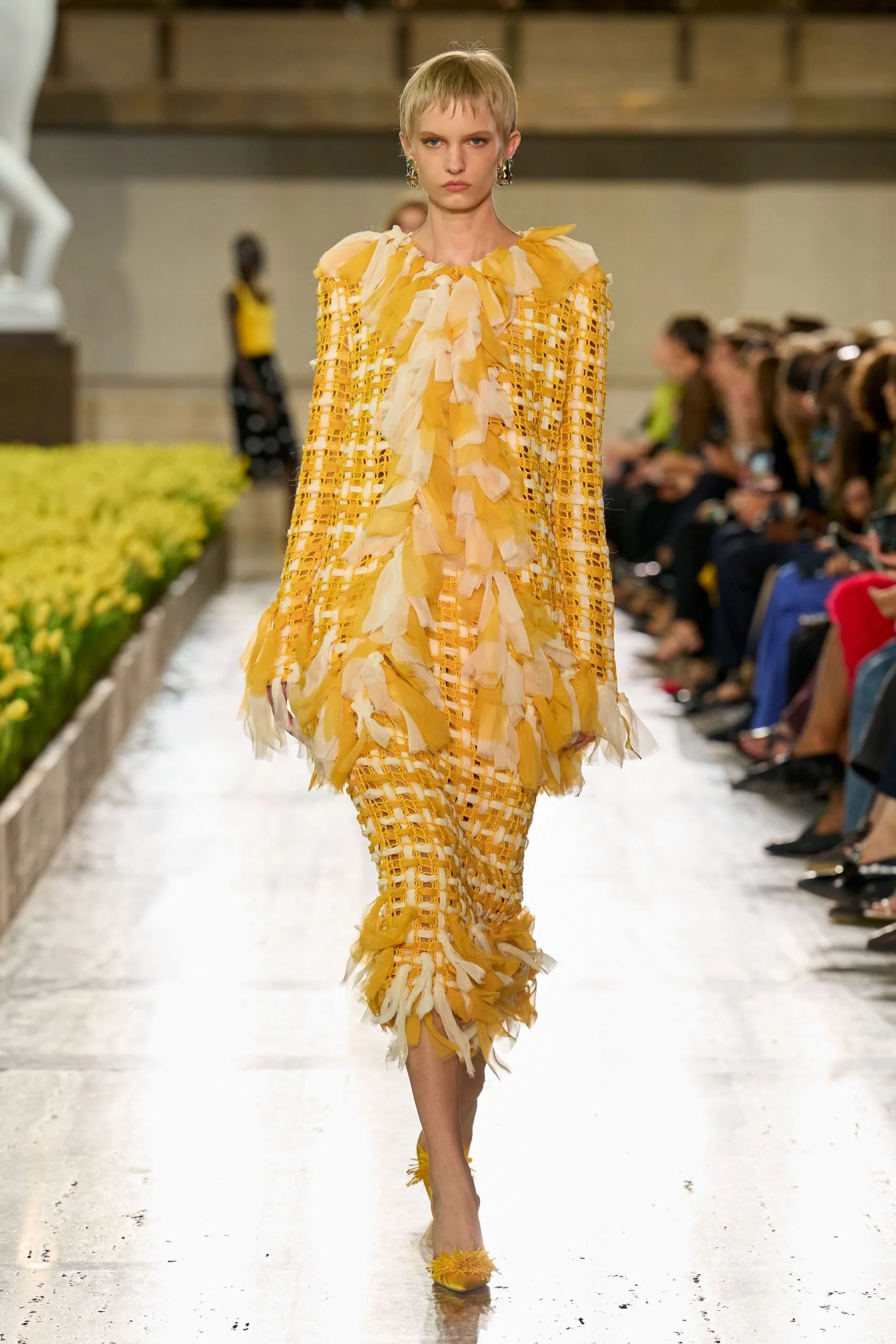 carolina-herrera-spring-2027-ready-to-wear-look-13-scaled.jpg