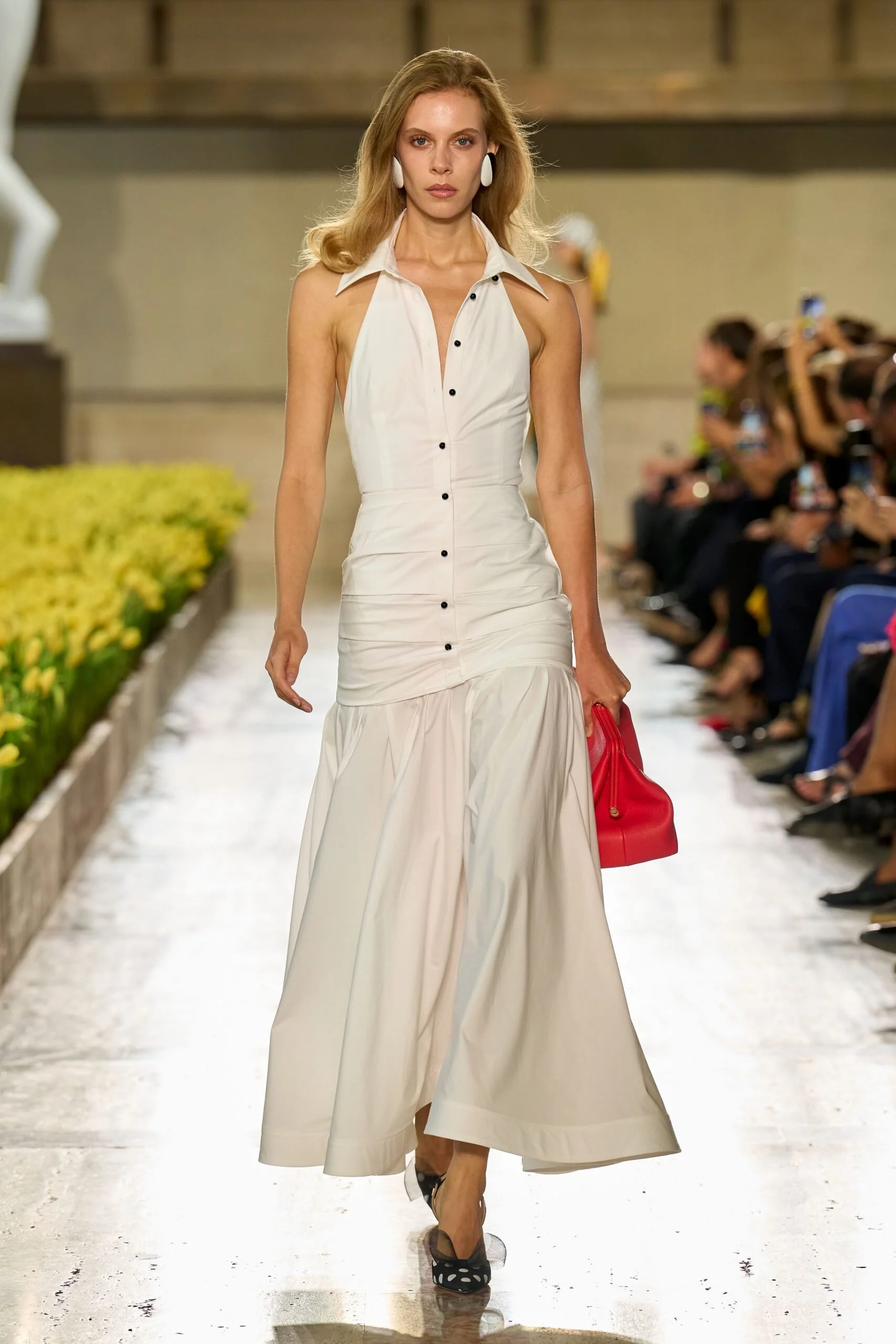 carolina-herrera-spring-2027-ready-to-wear-look-14-scaled.jpg