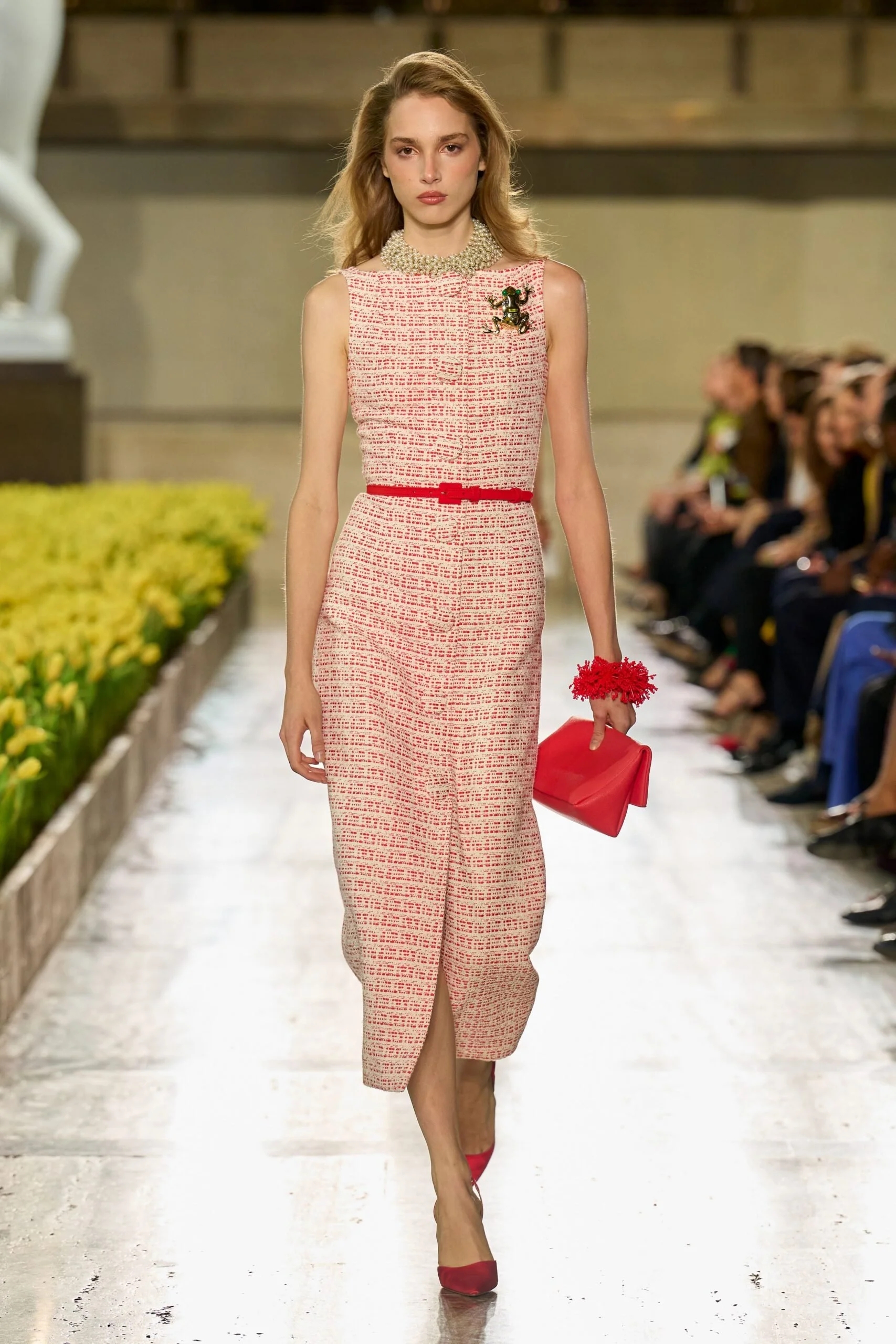 carolina-herrera-spring-2027-ready-to-wear-look-28-scaled.jpg