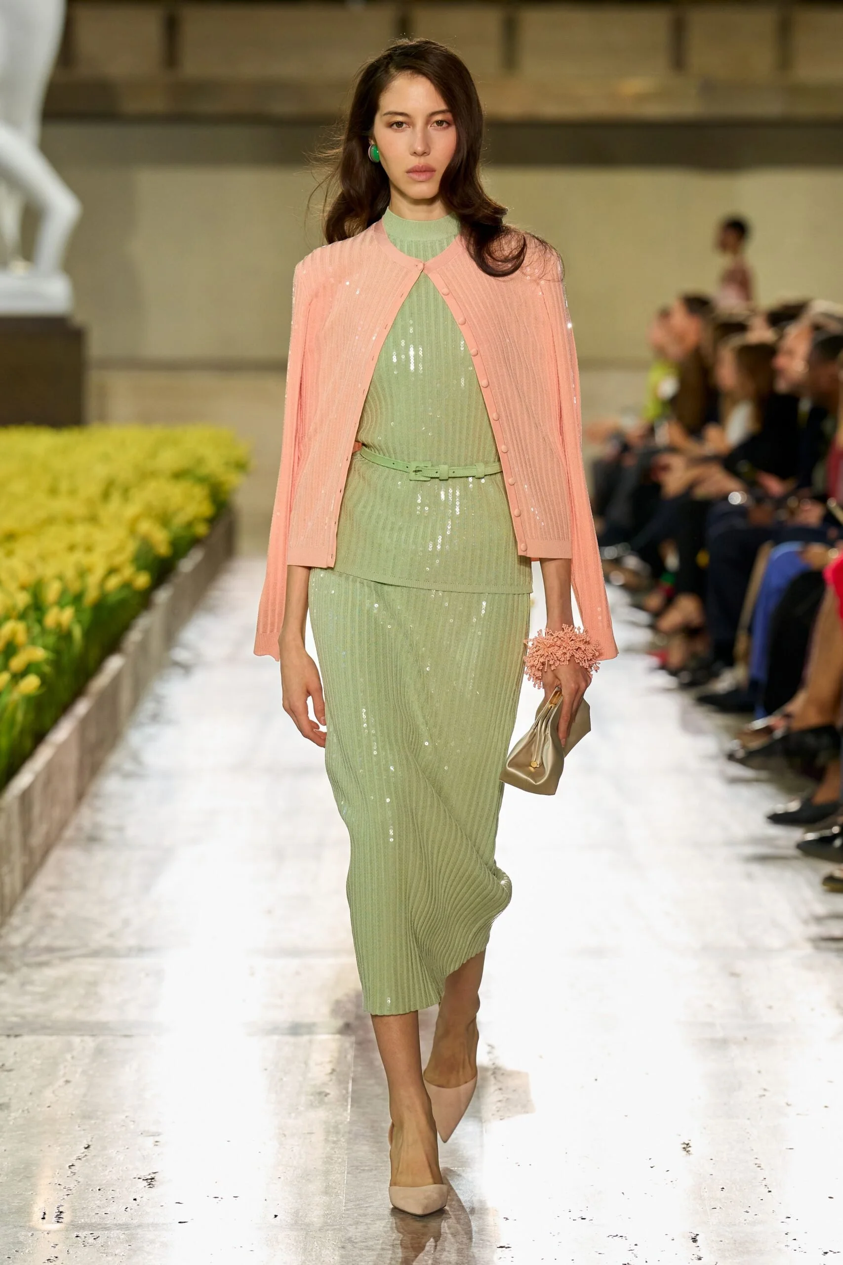 carolina-herrera-spring-2027-ready-to-wear-look-37-scaled.jpg