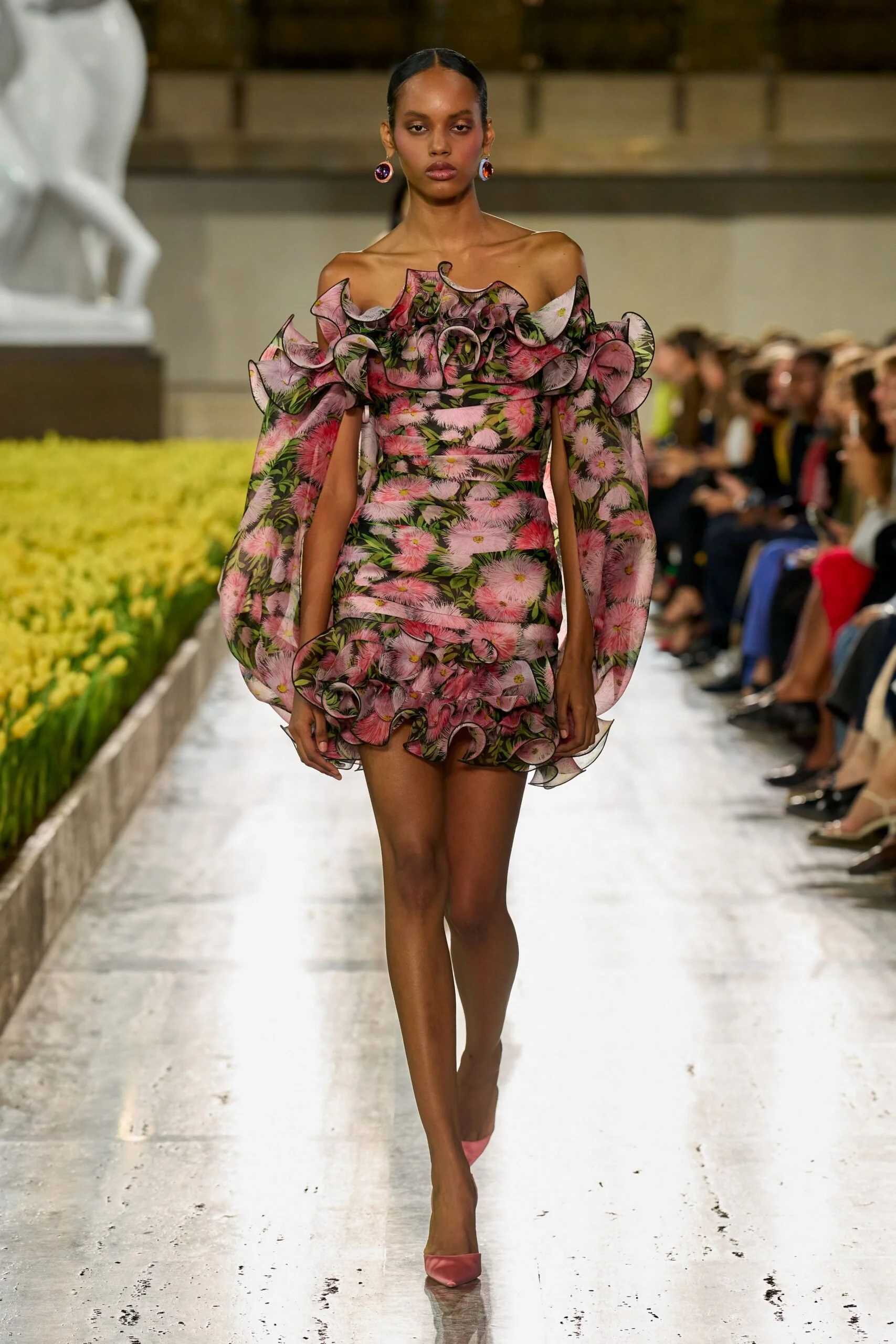 carolina-herrera-spring-2027-ready-to-wear-look-50-scaled.jpg