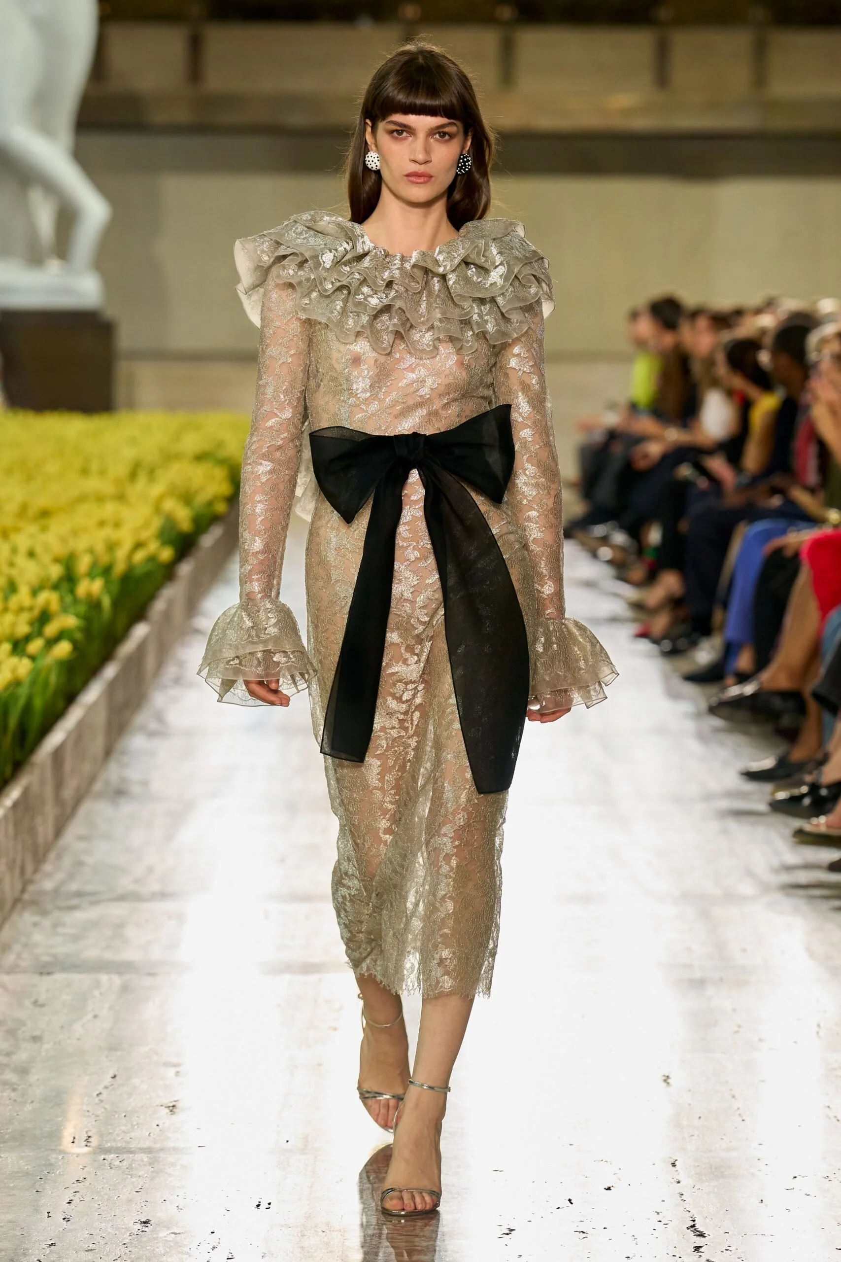 carolina-herrera-spring-2027-ready-to-wear-look-53-scaled.jpg