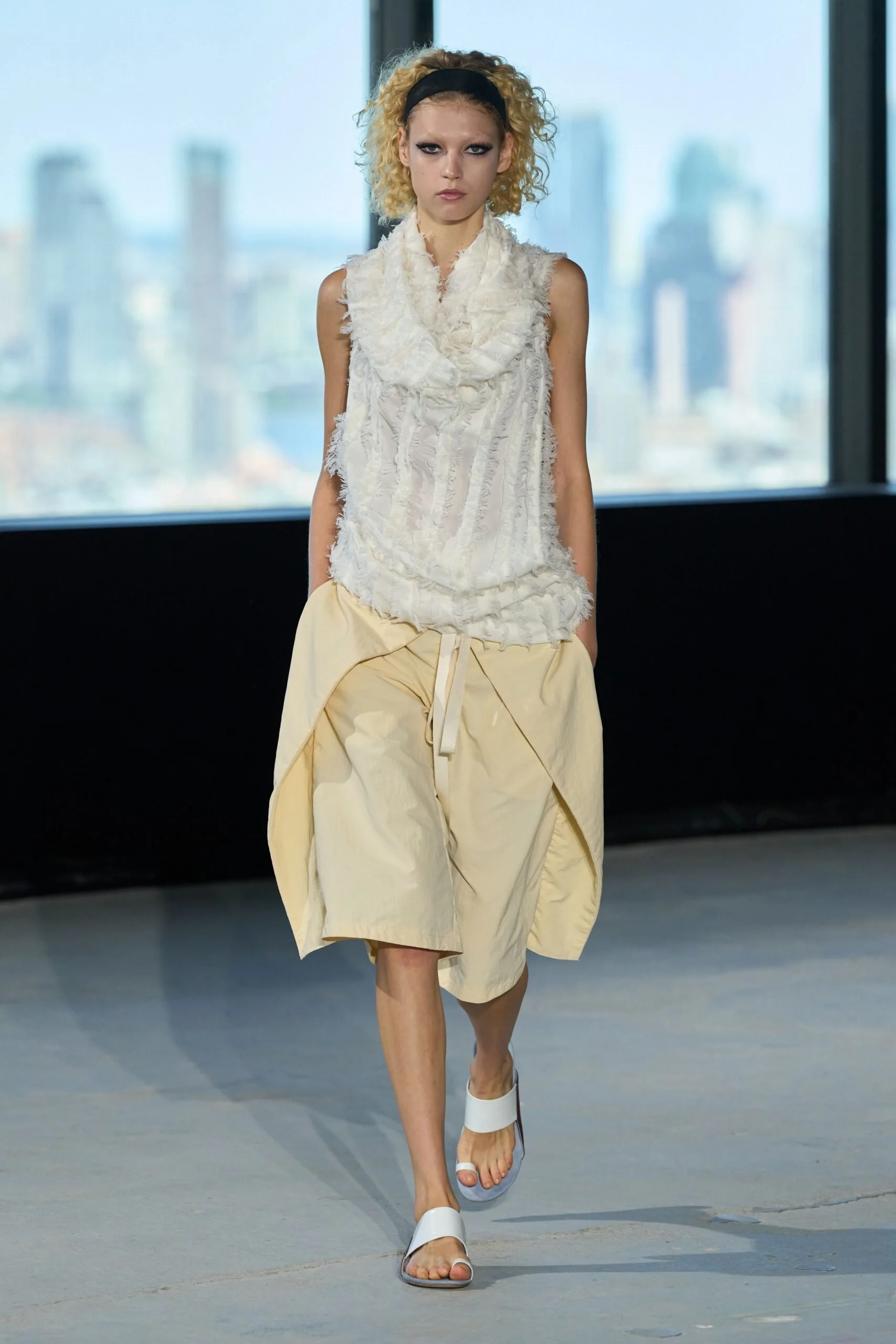 zankov-spring-2027-ready-to-wear-look-16-scaled.jpg