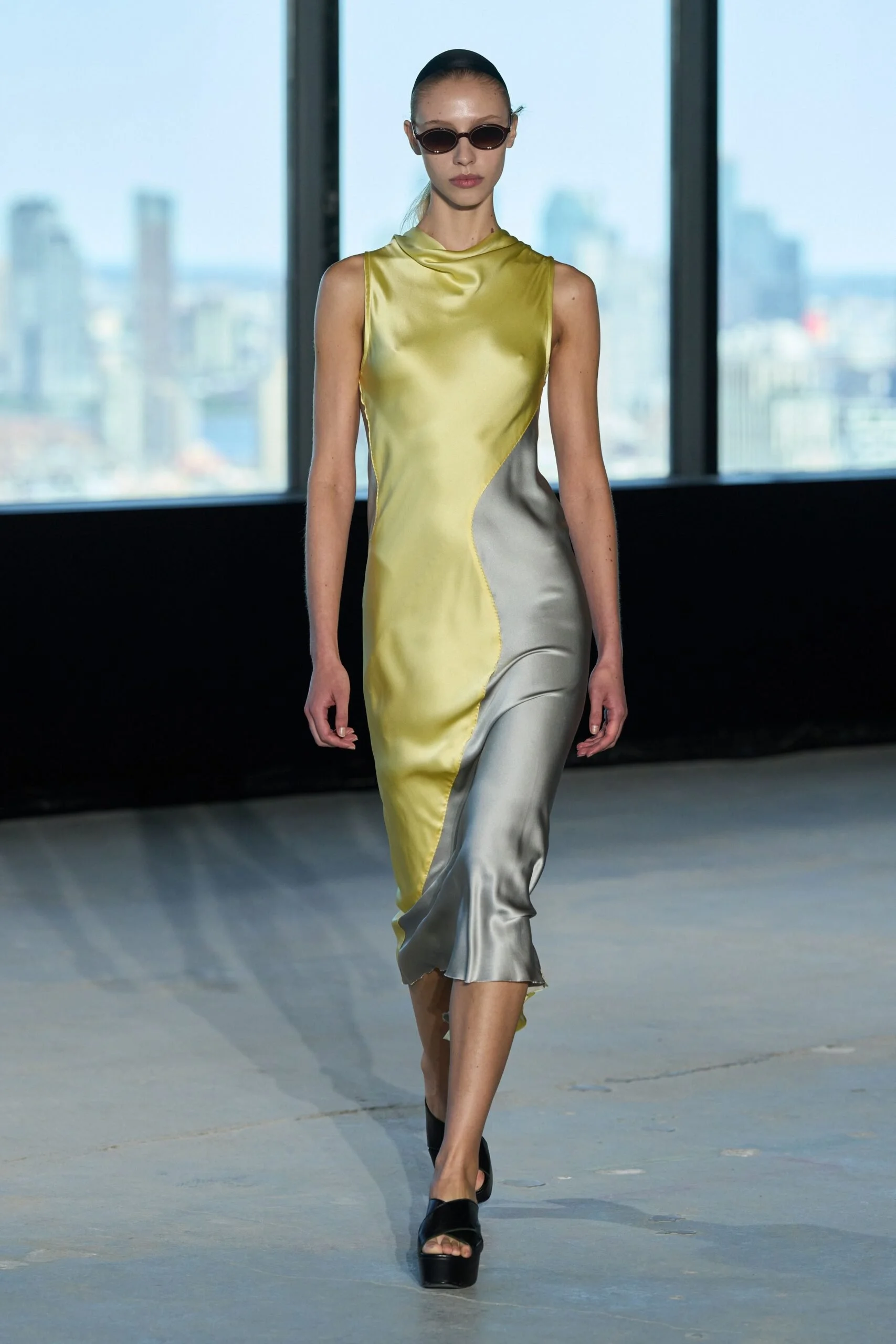 zankov-spring-2027-ready-to-wear-look-20-scaled.jpg