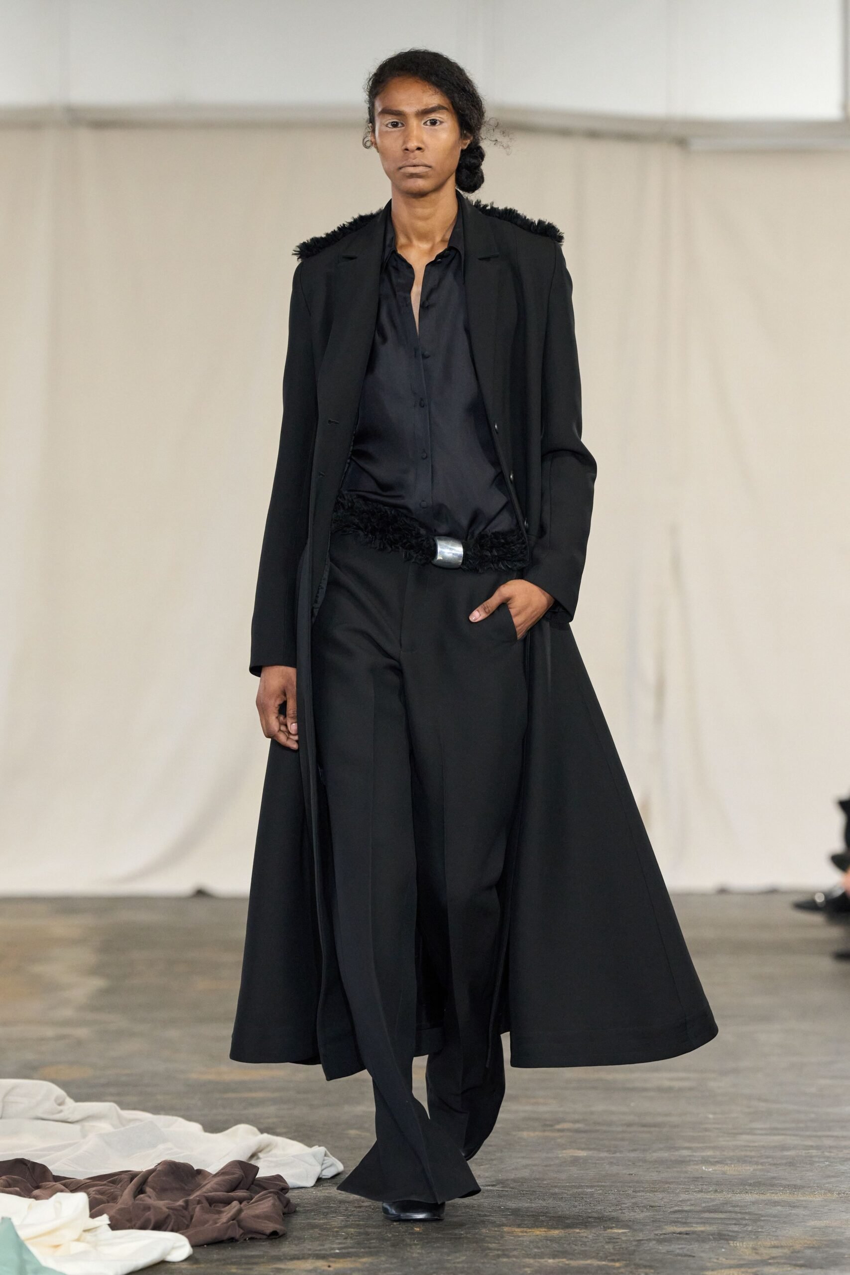 diotima-spring-2027-ready-to-wear-look-02-scaled.jpg