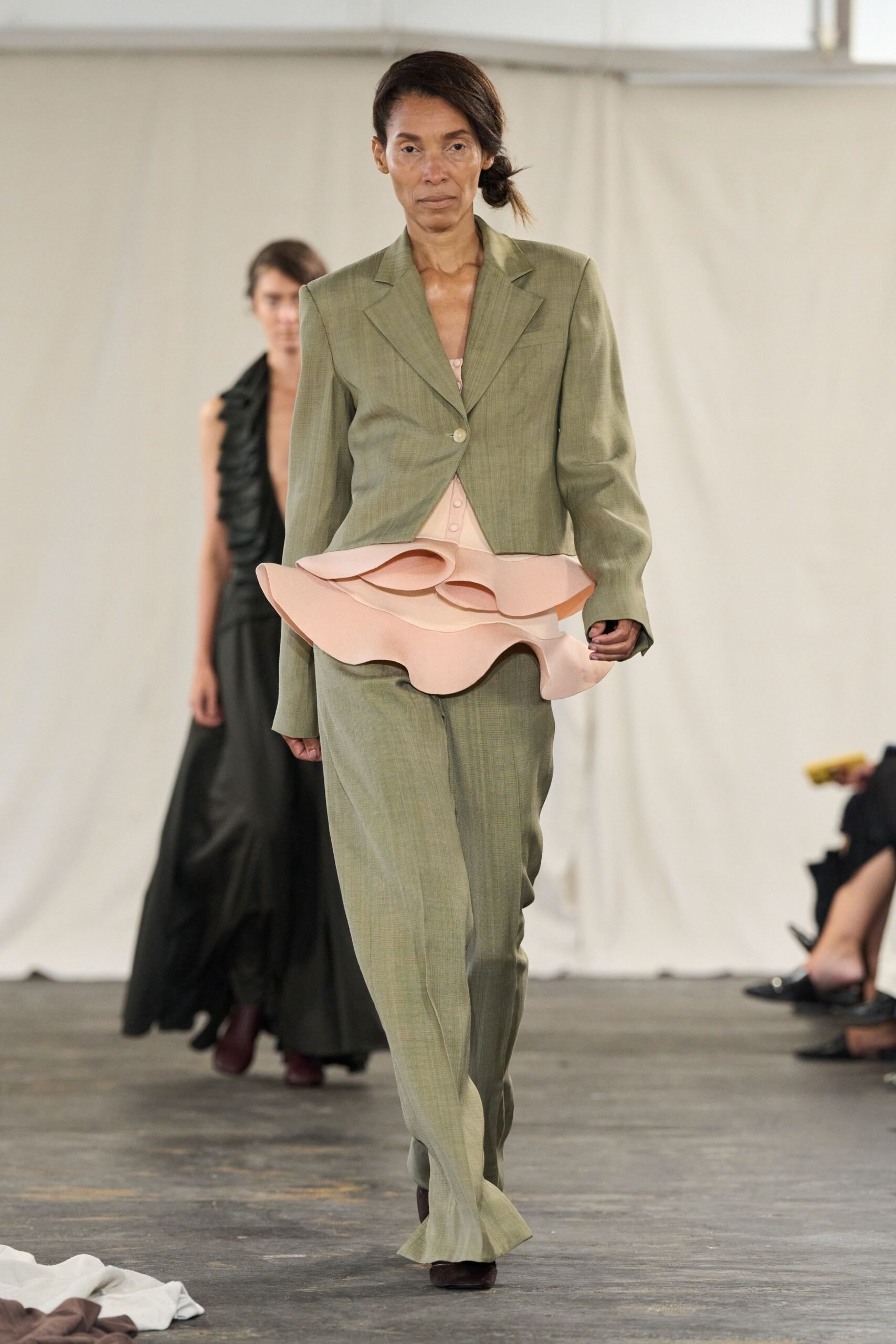 diotima-spring-2027-ready-to-wear-look-14-scaled.jpg