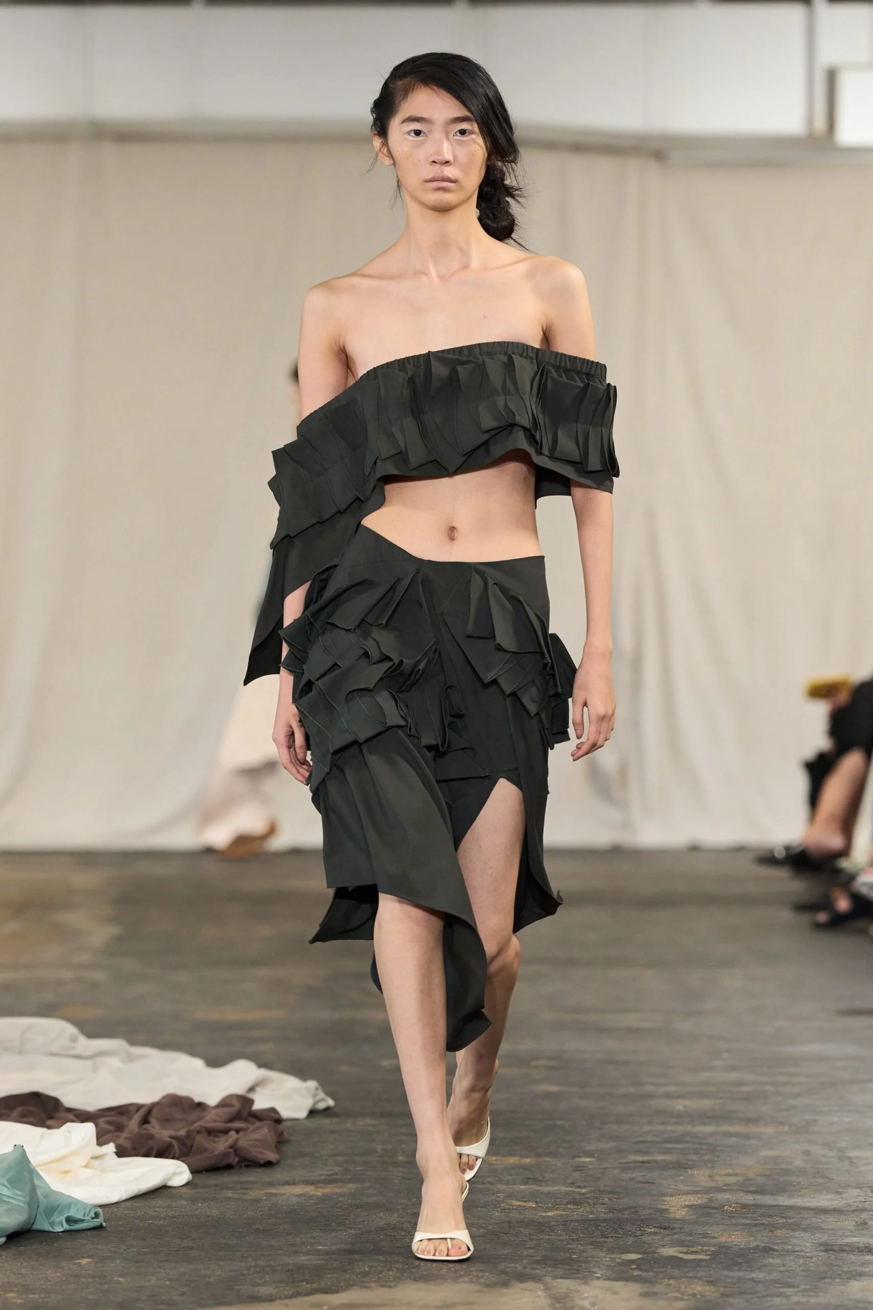 diotima-spring-2027-ready-to-wear-look-25-scaled.jpg