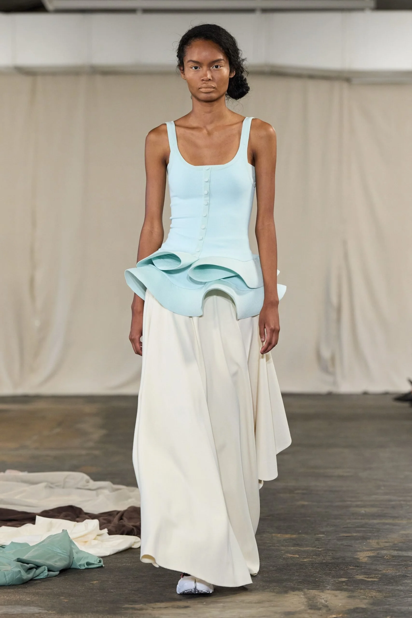 diotima-spring-2027-ready-to-wear-look-30-scaled.jpg