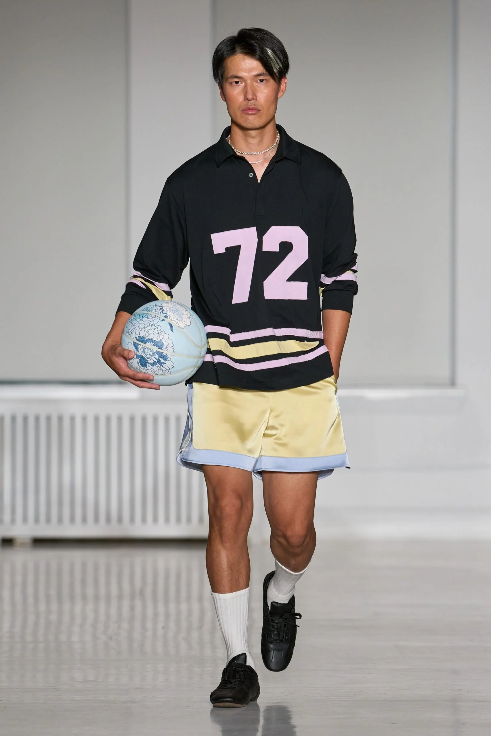 private-policy-spring-2027-ready-to-wear-look-07-scaled.jpg