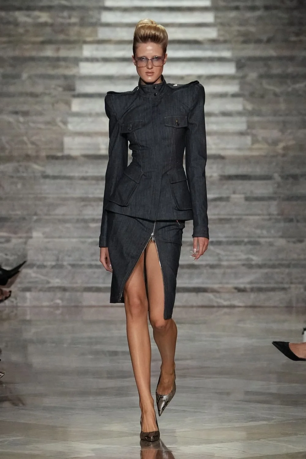 laquan-smith-spring-2027-ready-to-wear-look-01.jpg