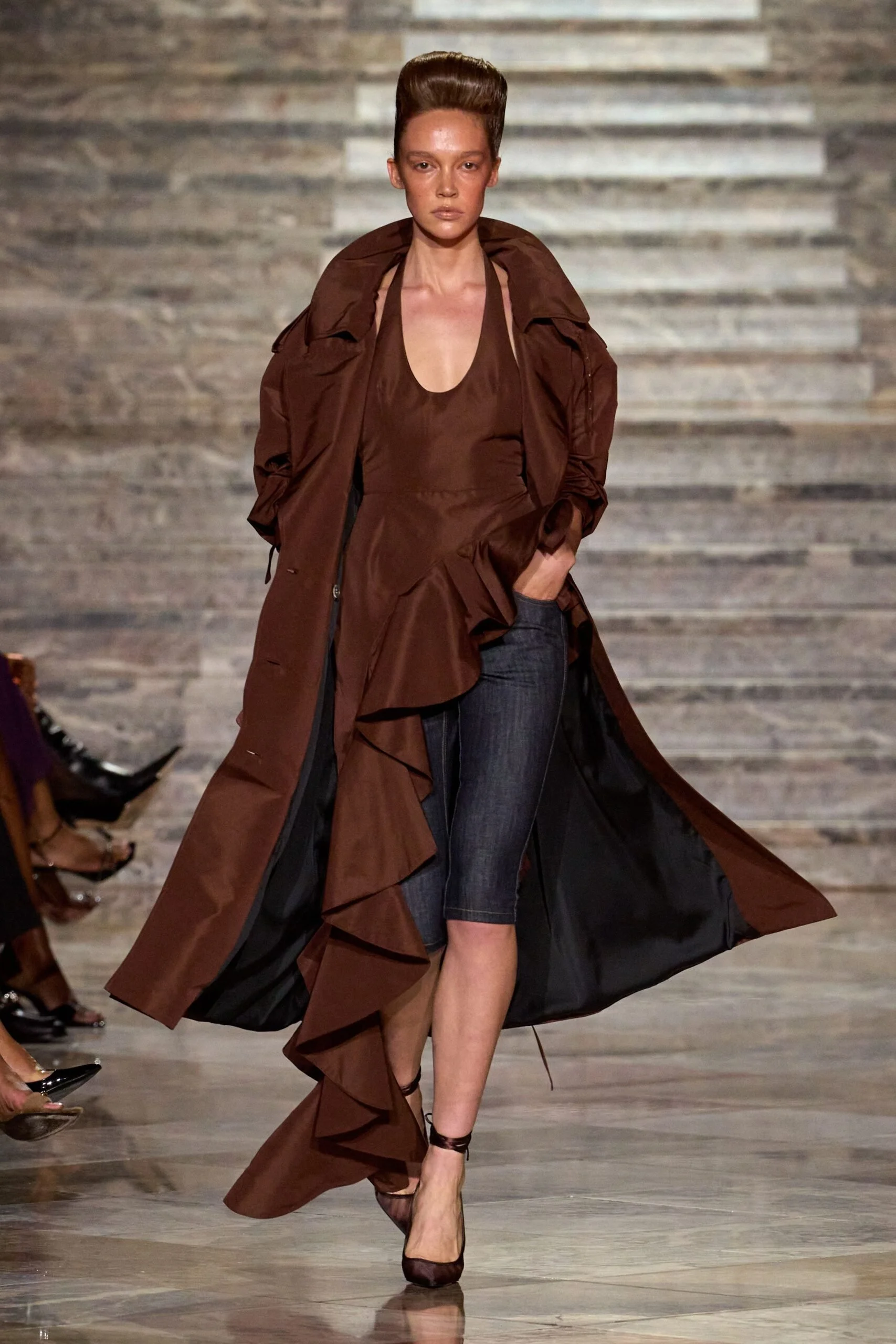 laquan-smith-spring-2027-ready-to-wear-look-02-scaled.jpg