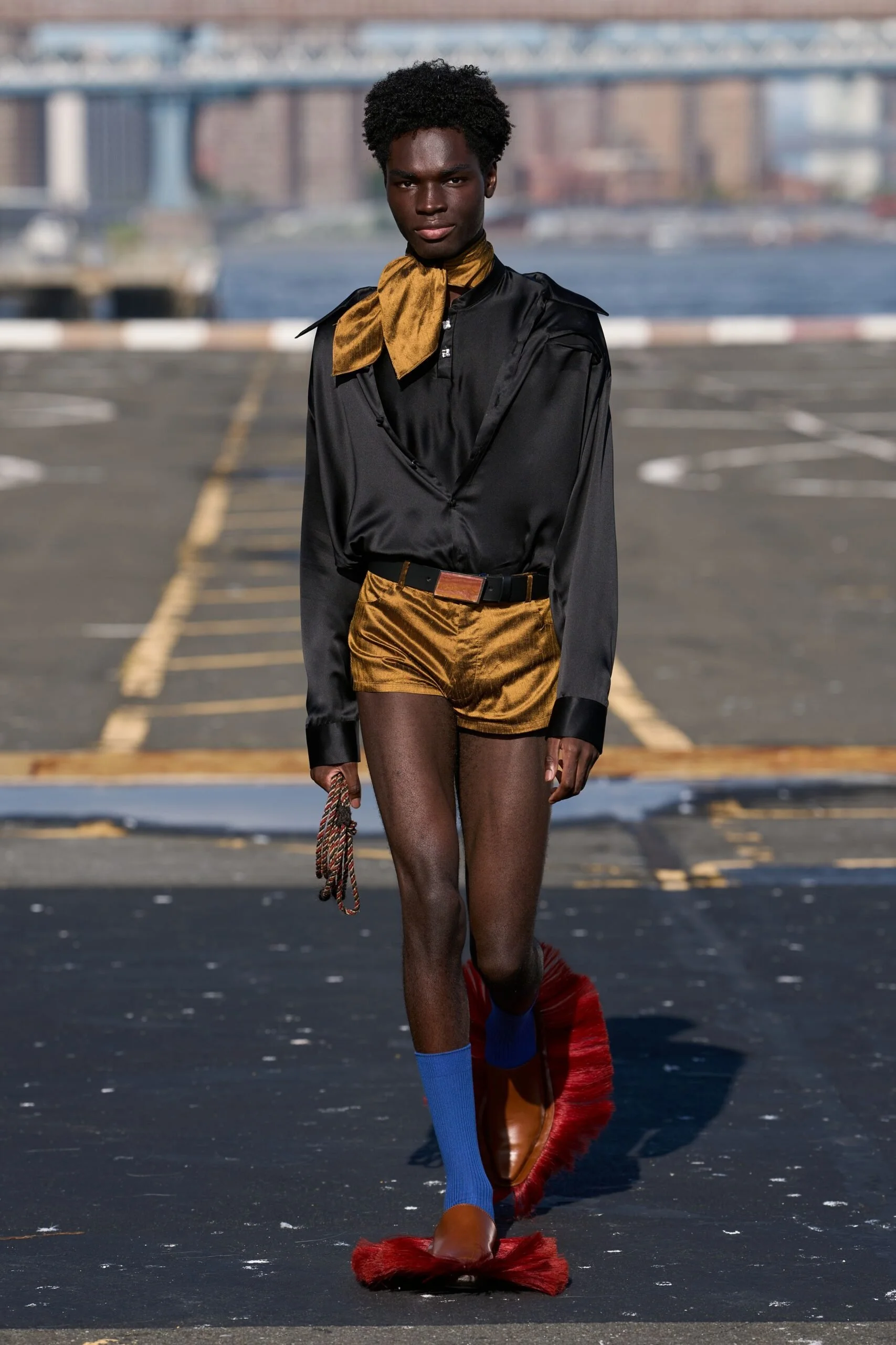 campillo-spring-2027-ready-to-wear-look-03-scaled.jpg