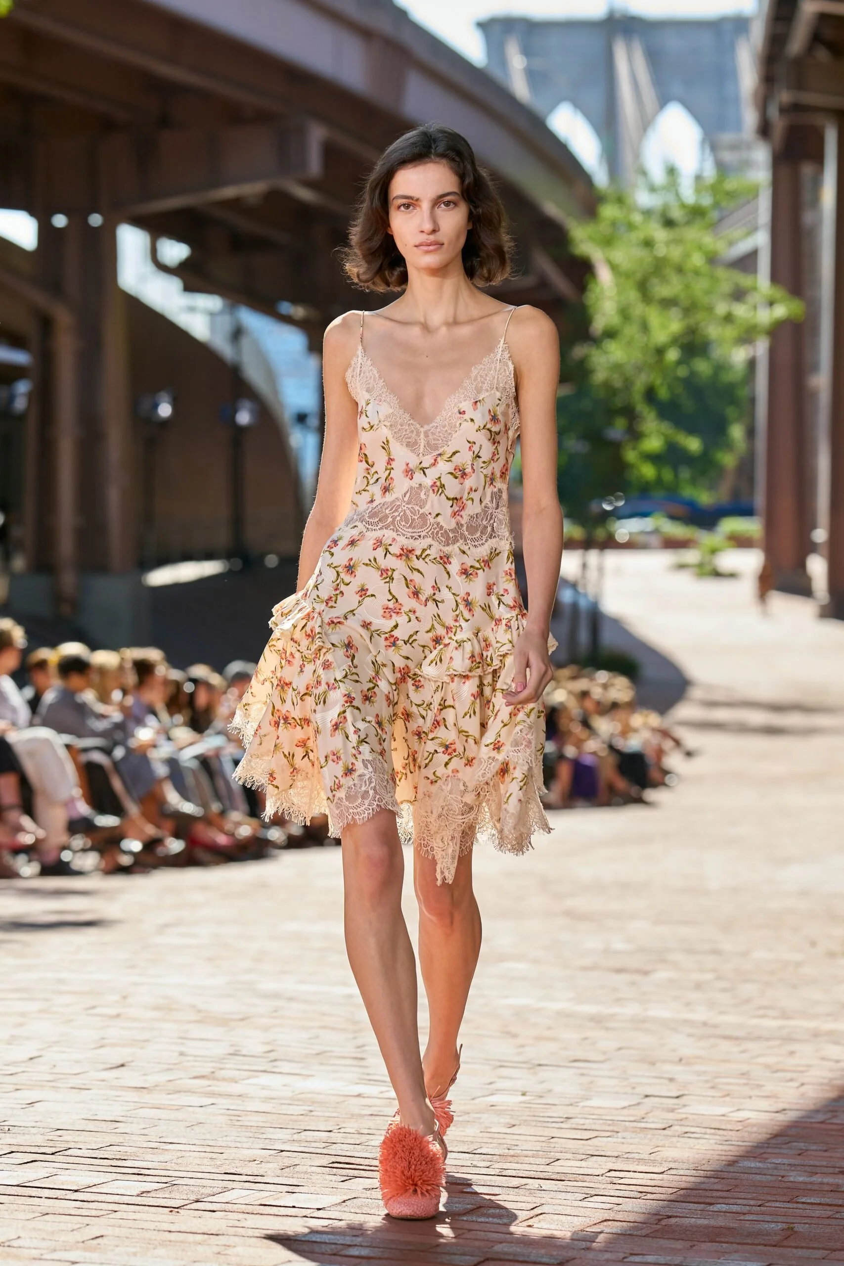 ulla-johnson-spring-2027-ready-to-wear-look-07-scaled.jpg