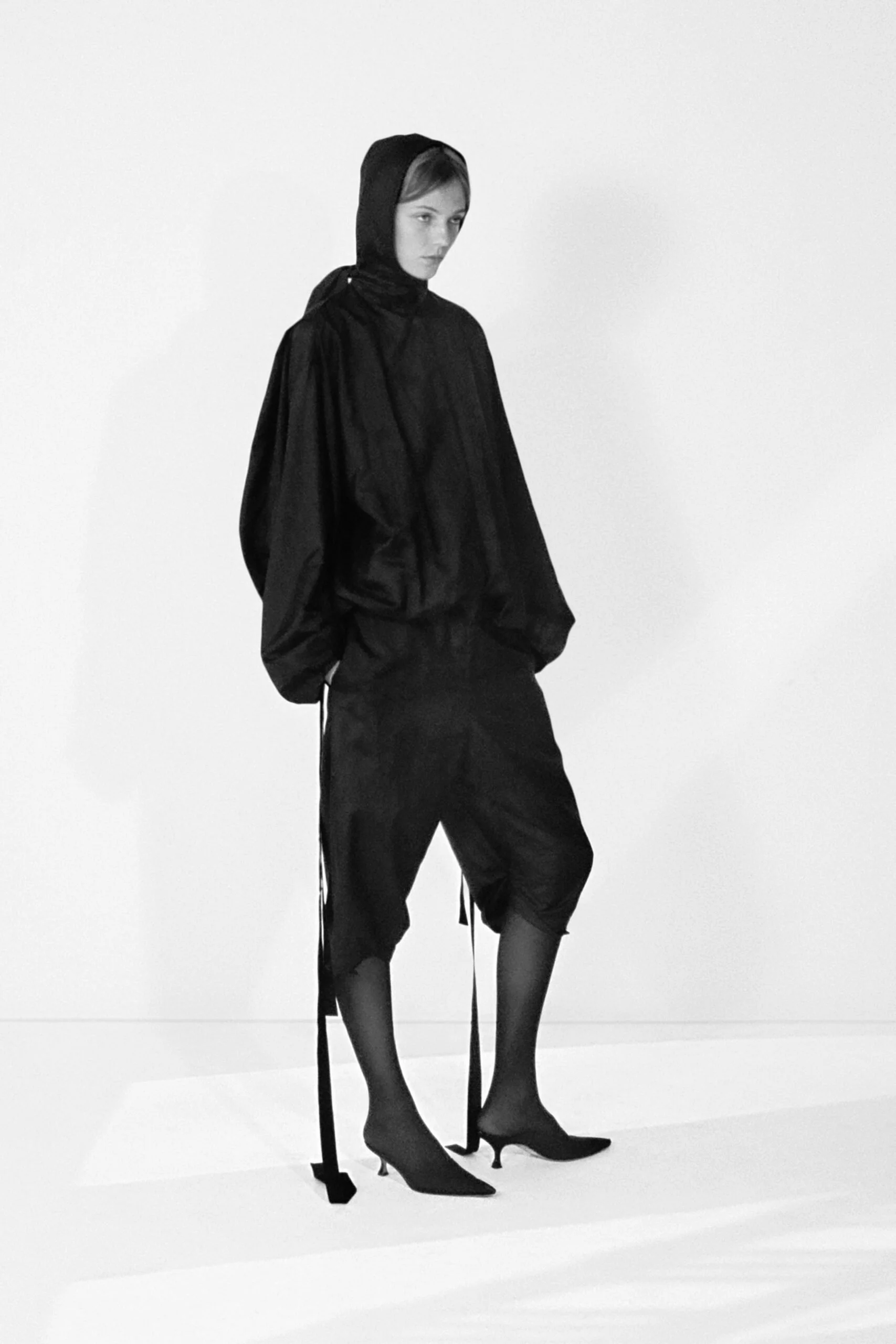 colleen-allen-spring-2027-ready-to-wear-look-08-scaled.jpg