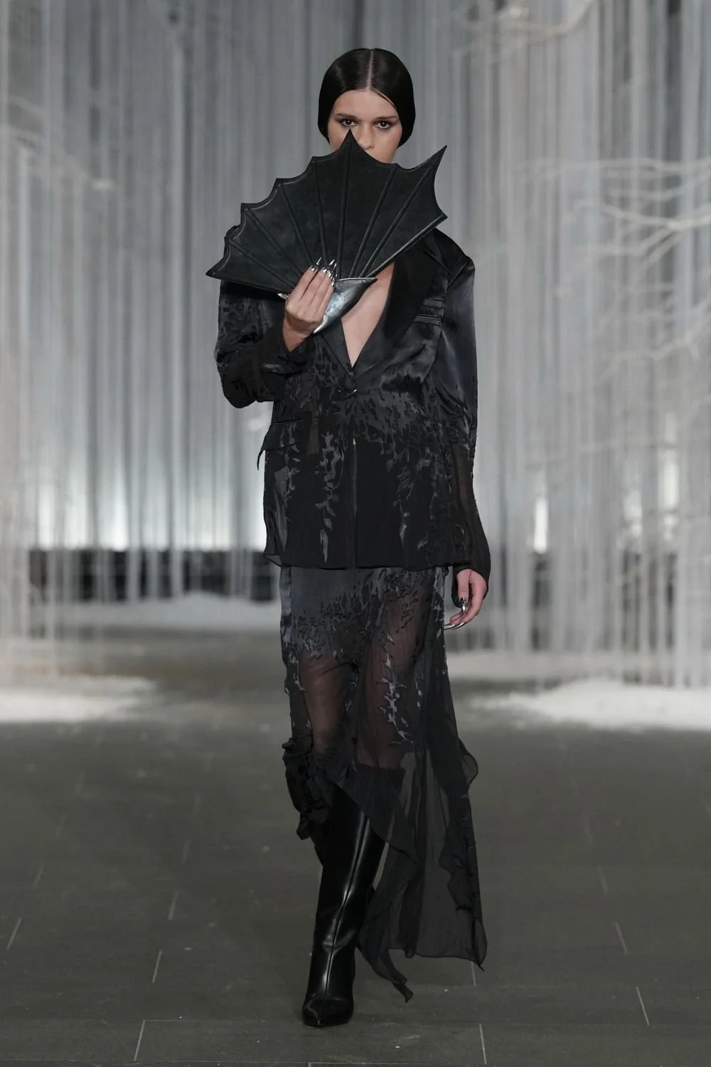 grace-ling-spring-2027-ready-to-wear-look-04.jpg