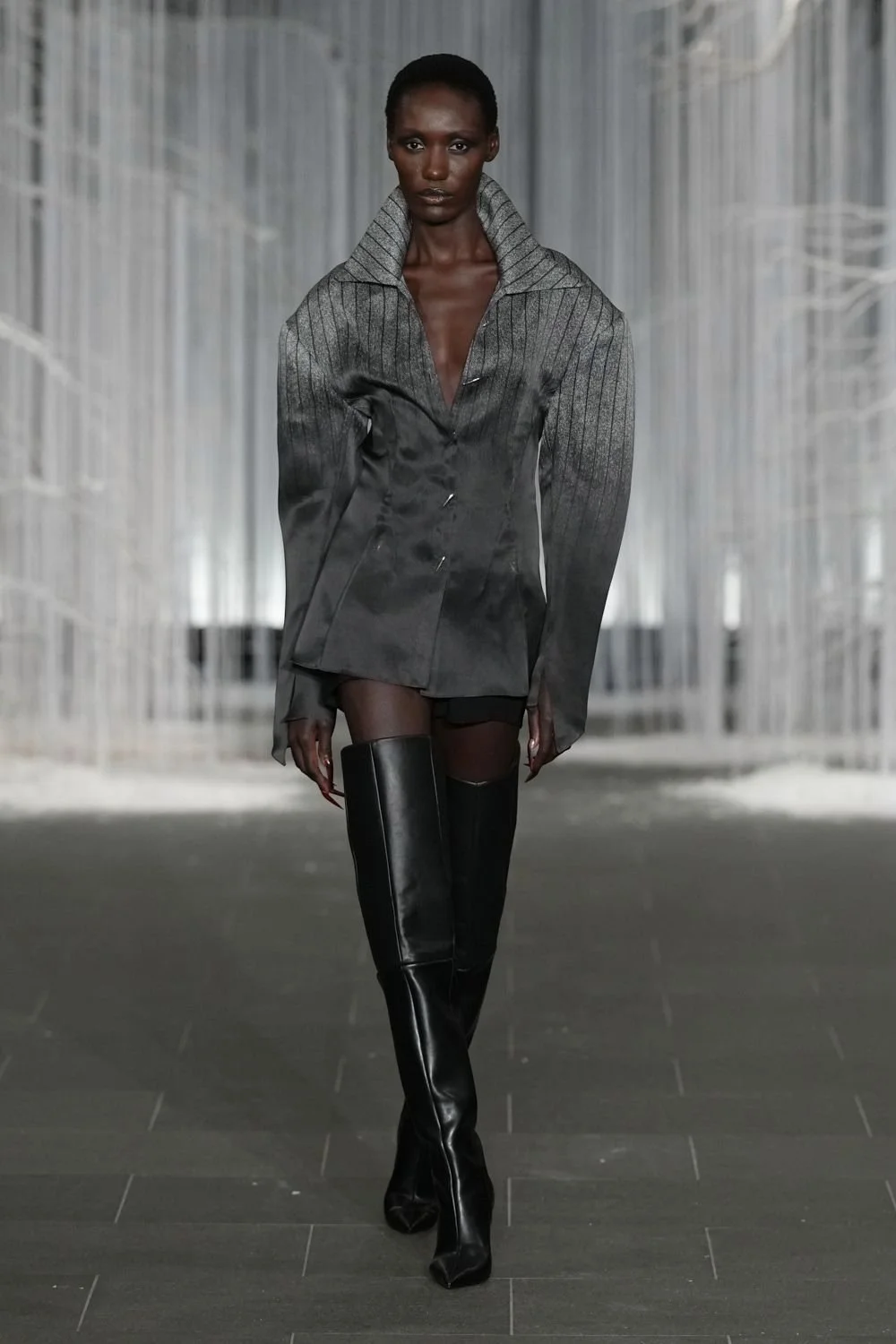 grace-ling-spring-2027-ready-to-wear-look-14.jpg
